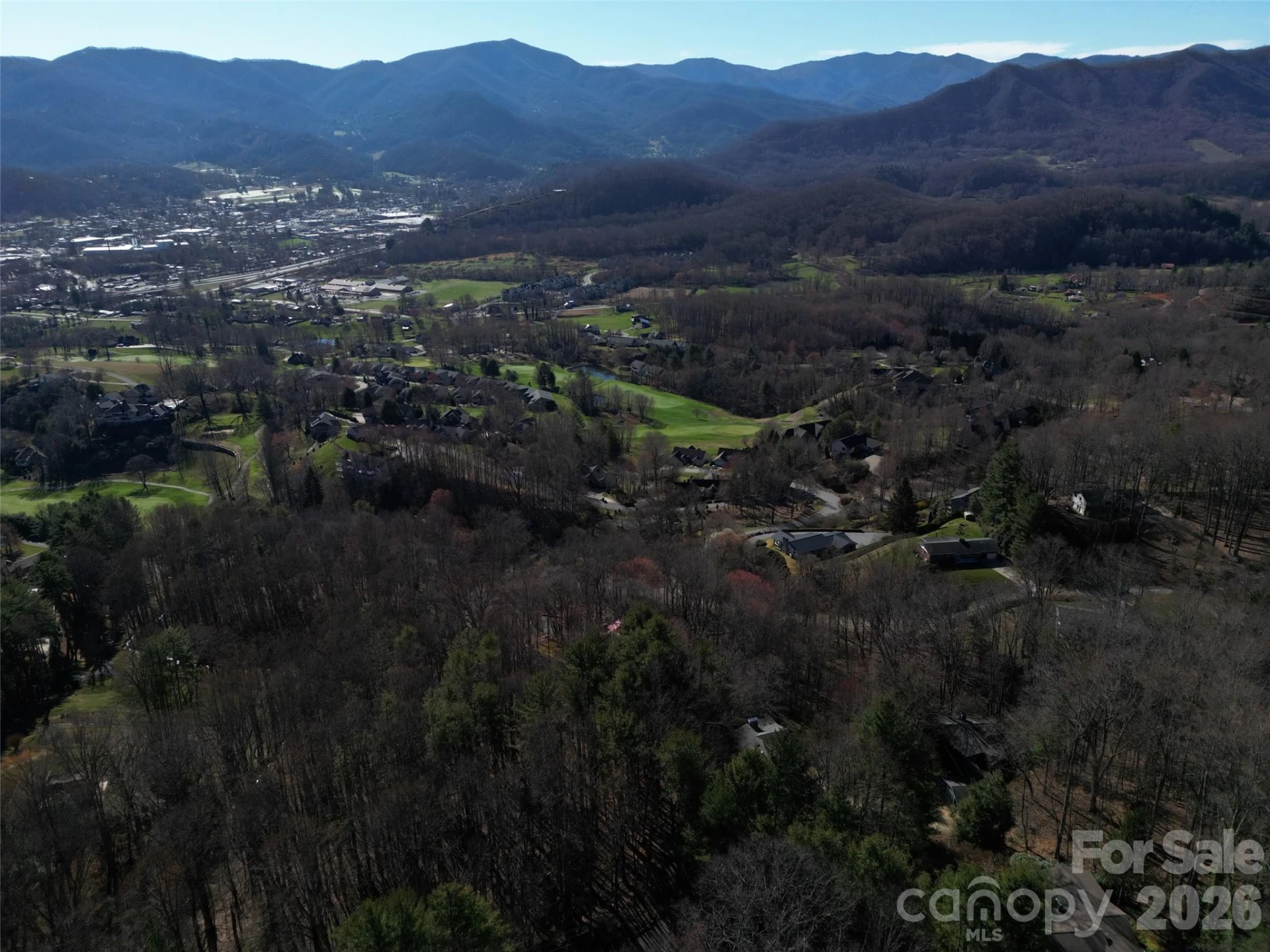 1165 Scenic Circle