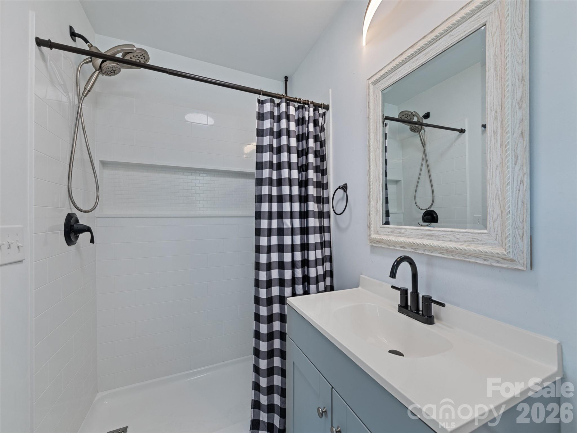 110 Ewart Drive - Photo 35