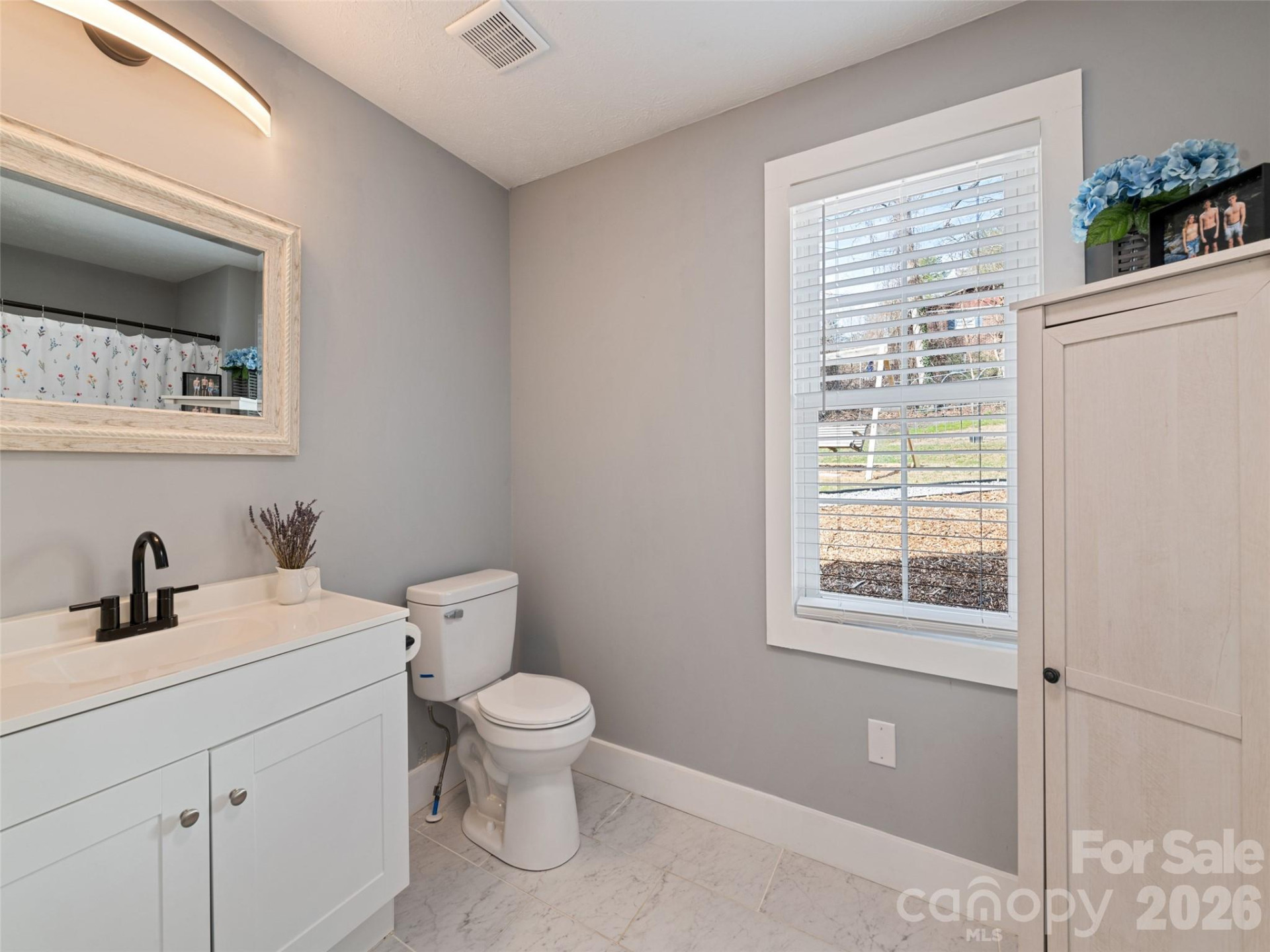 110 Ewart Drive - Photo 40