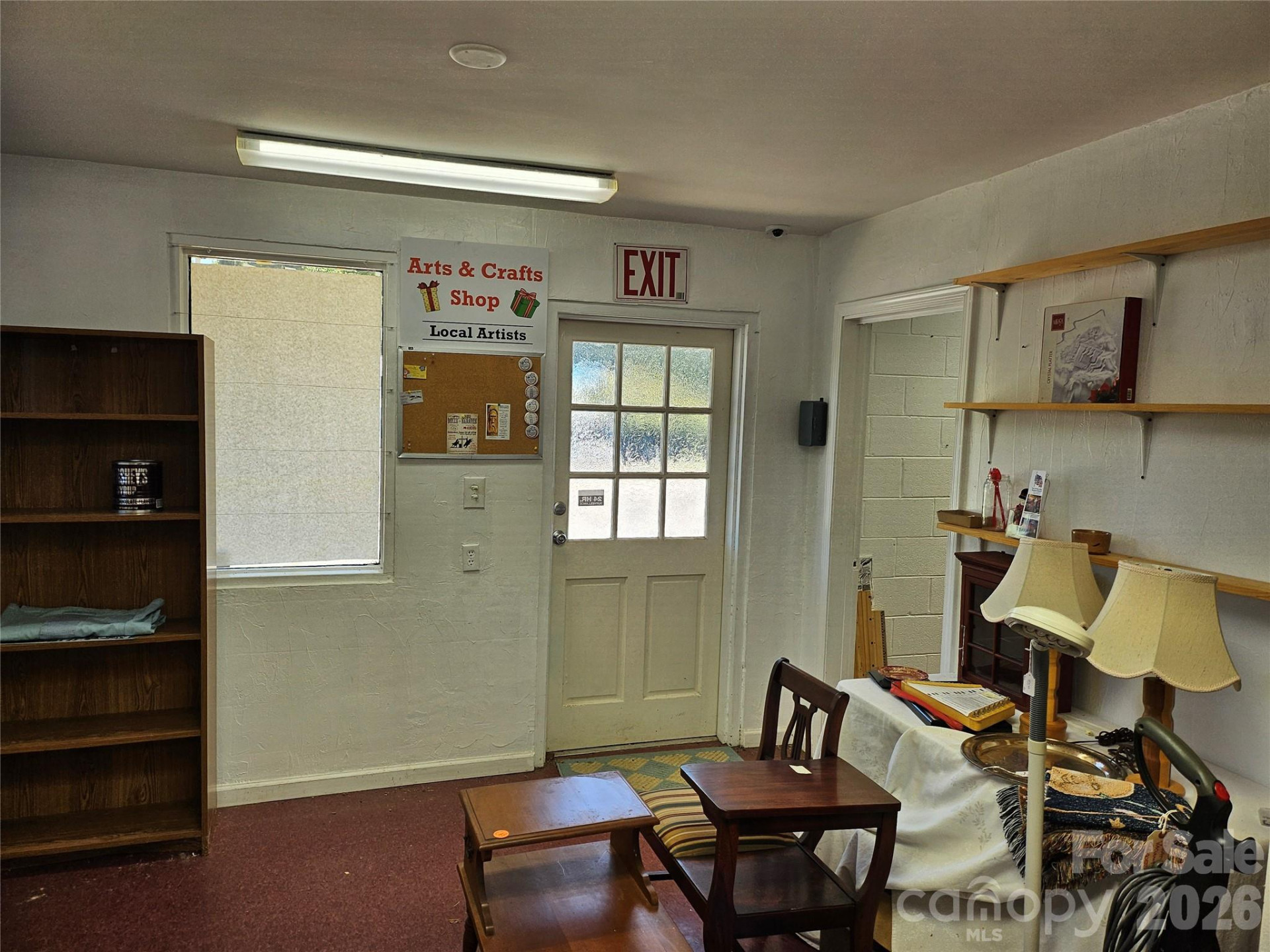 567 Mills Street - Photo 4