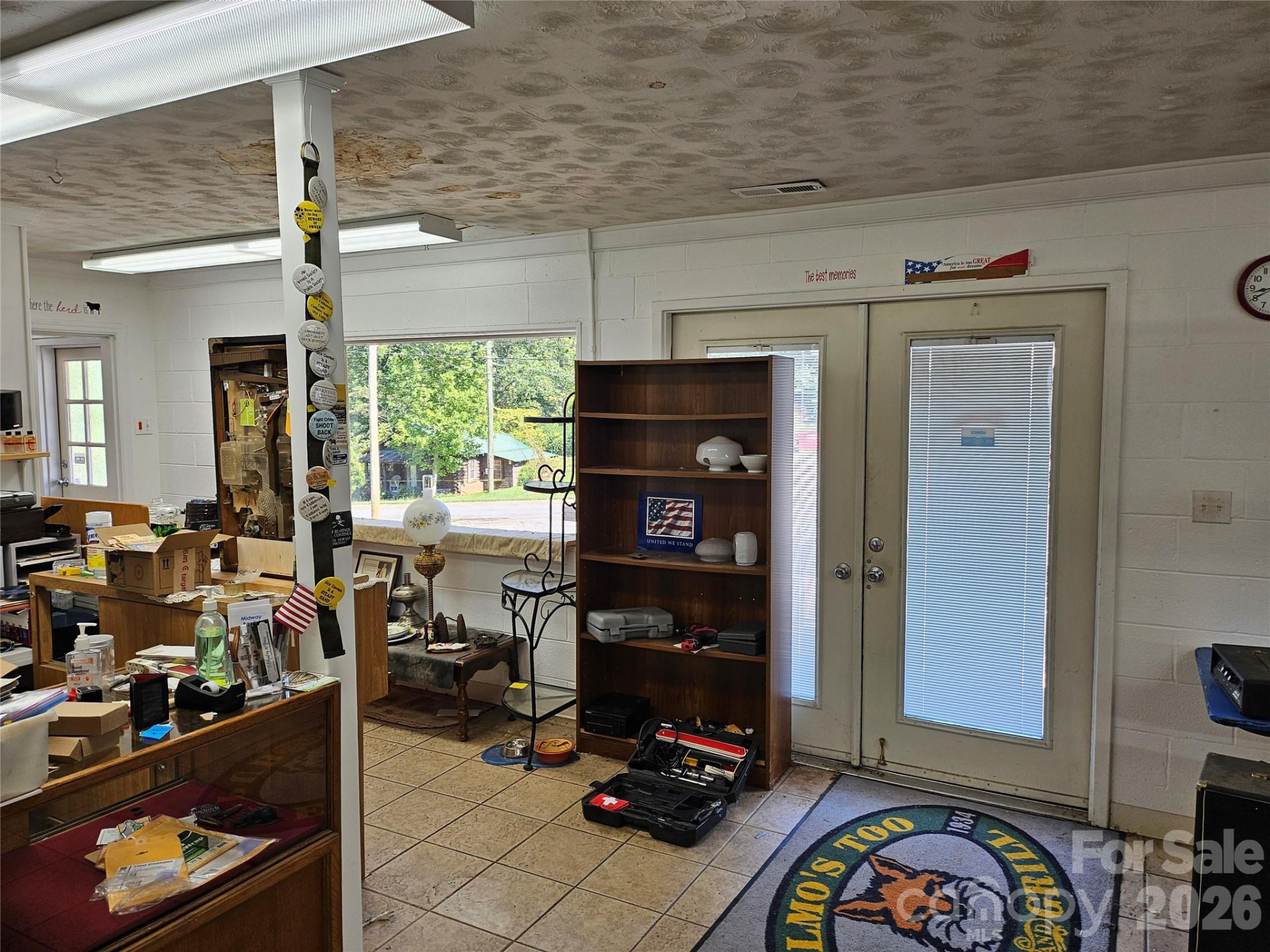 567 Mills Street - Photo 5