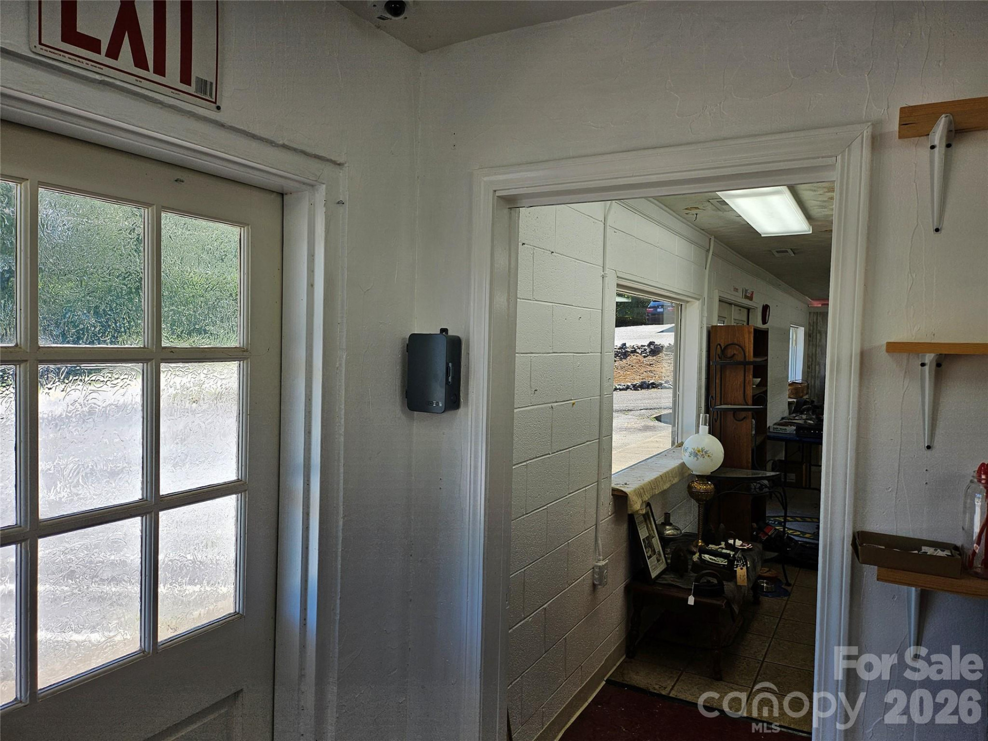 567 Mills Street - Photo 9