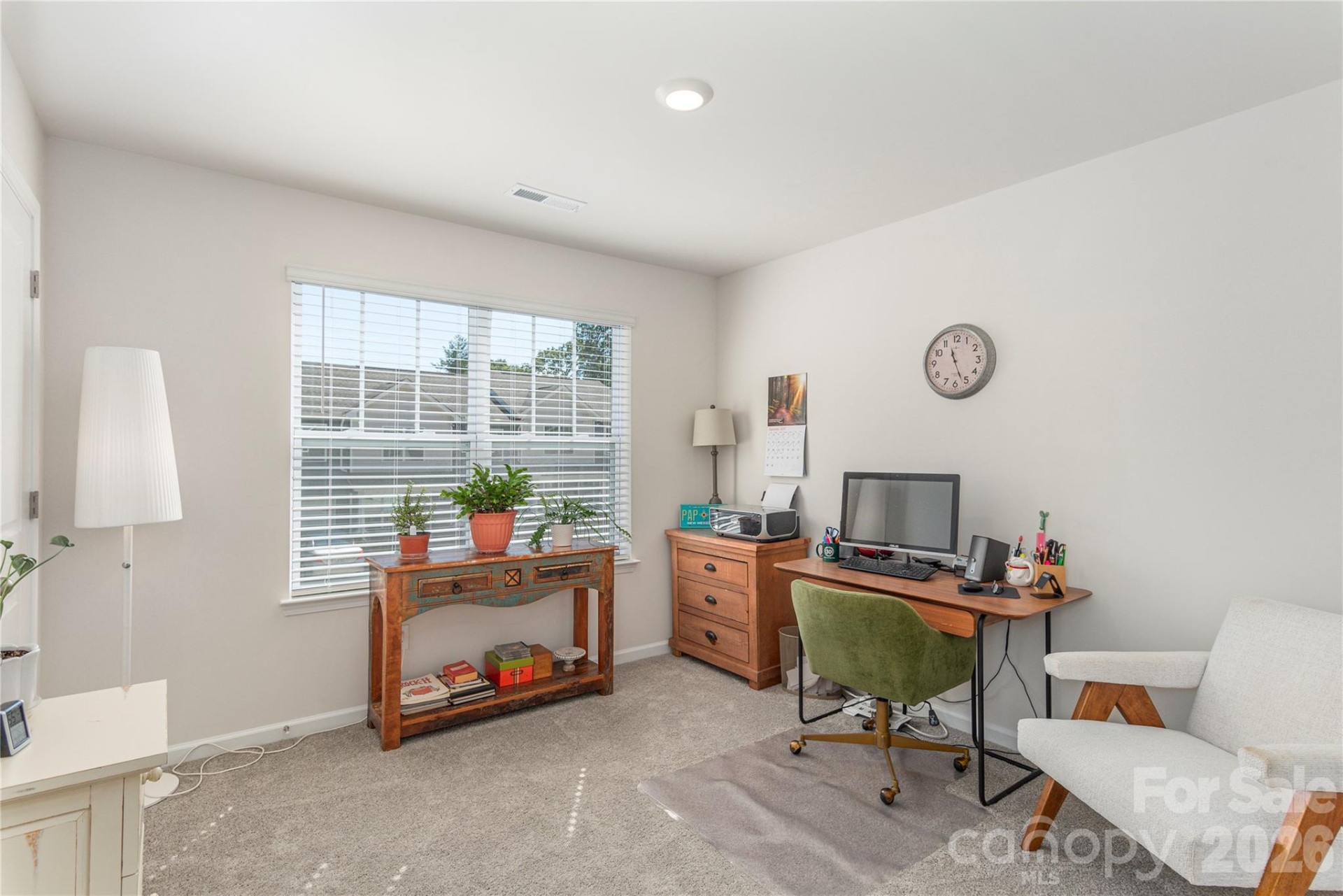 86 Malcolm Court - Photo 15