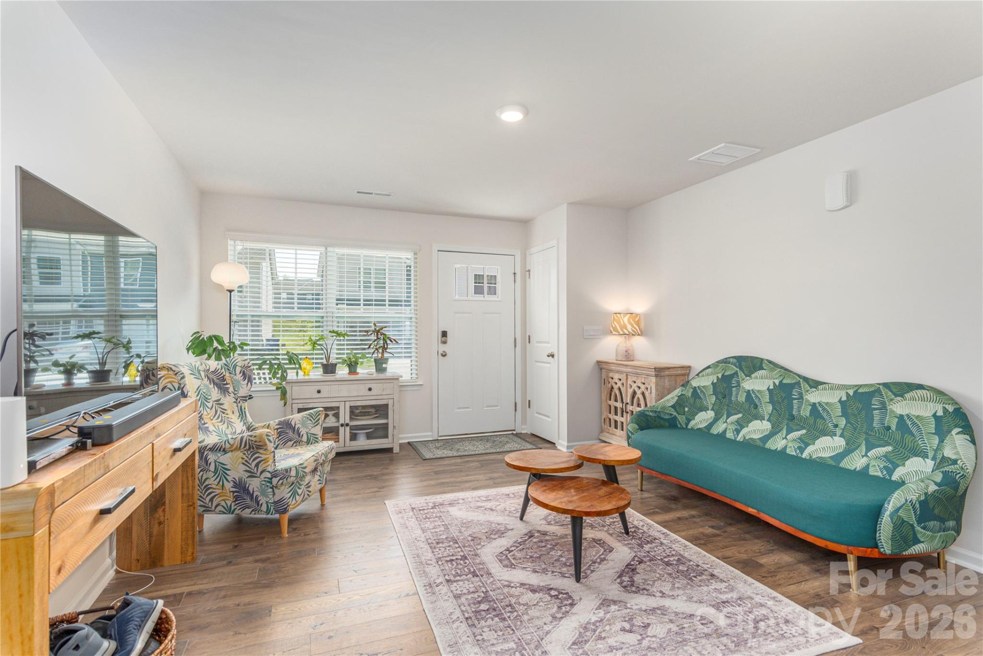 86 Malcolm Court - Photo 4