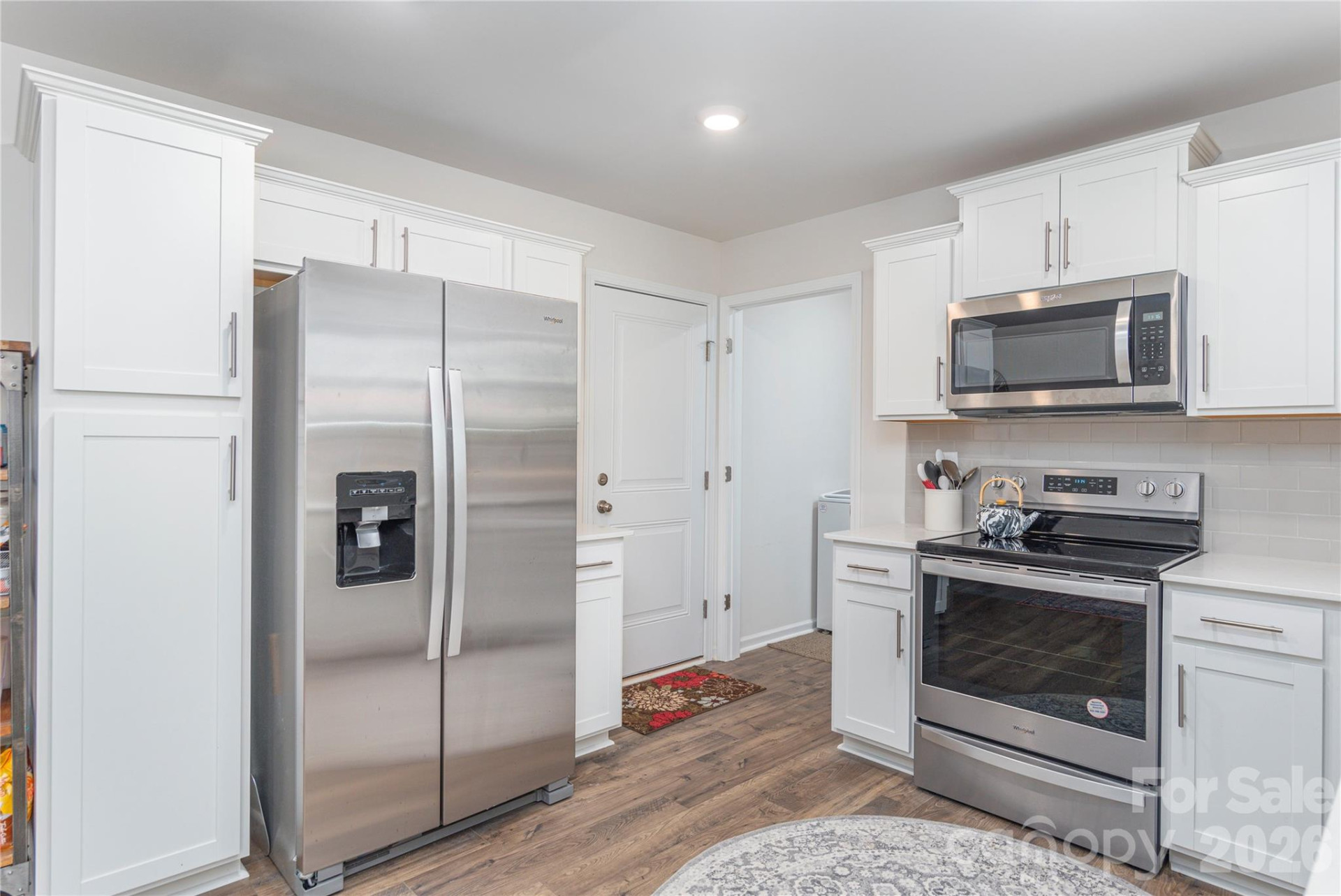 86 Malcolm Court - Photo 10