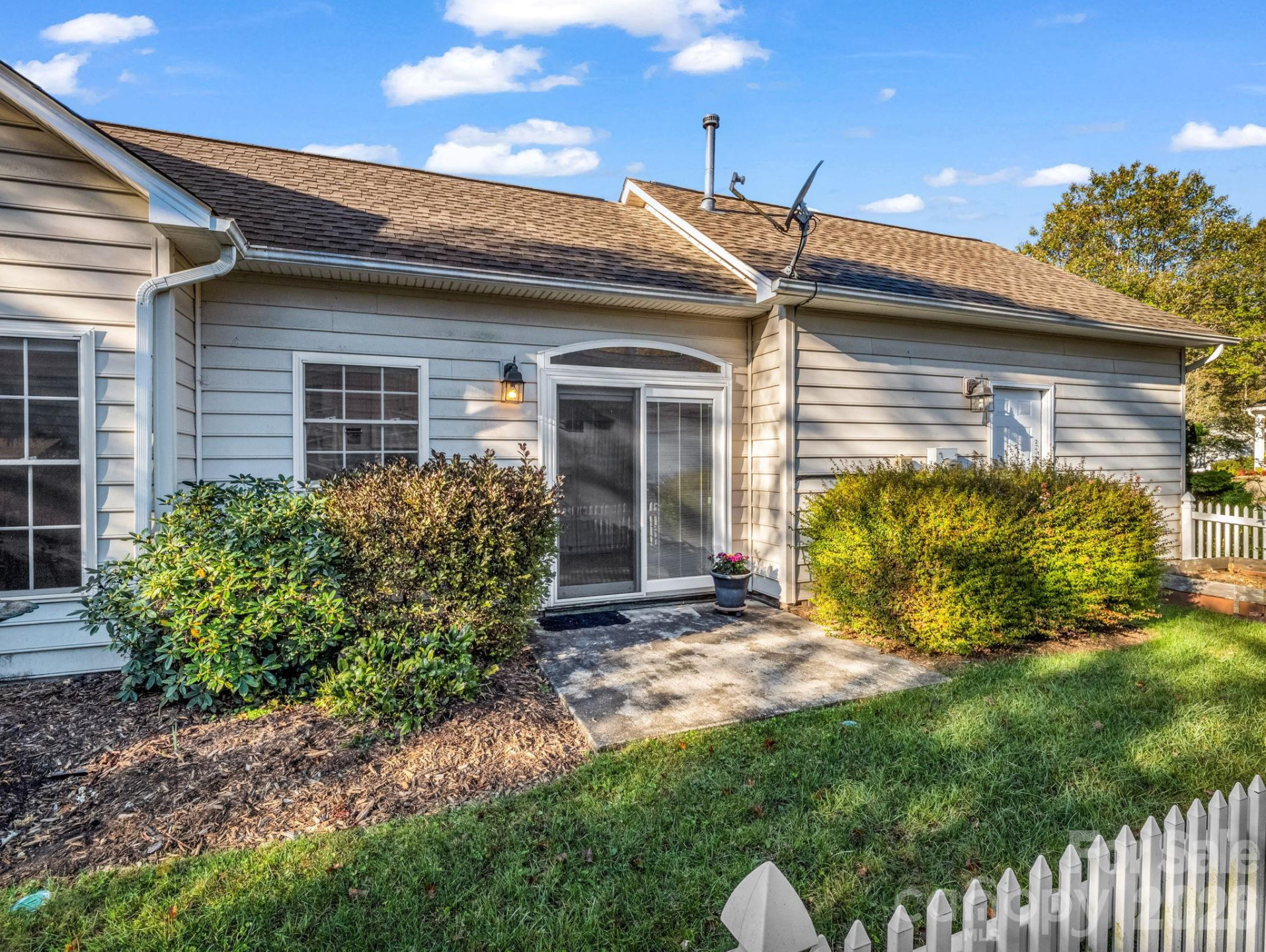 276 Cambridge Drive - Photo 25