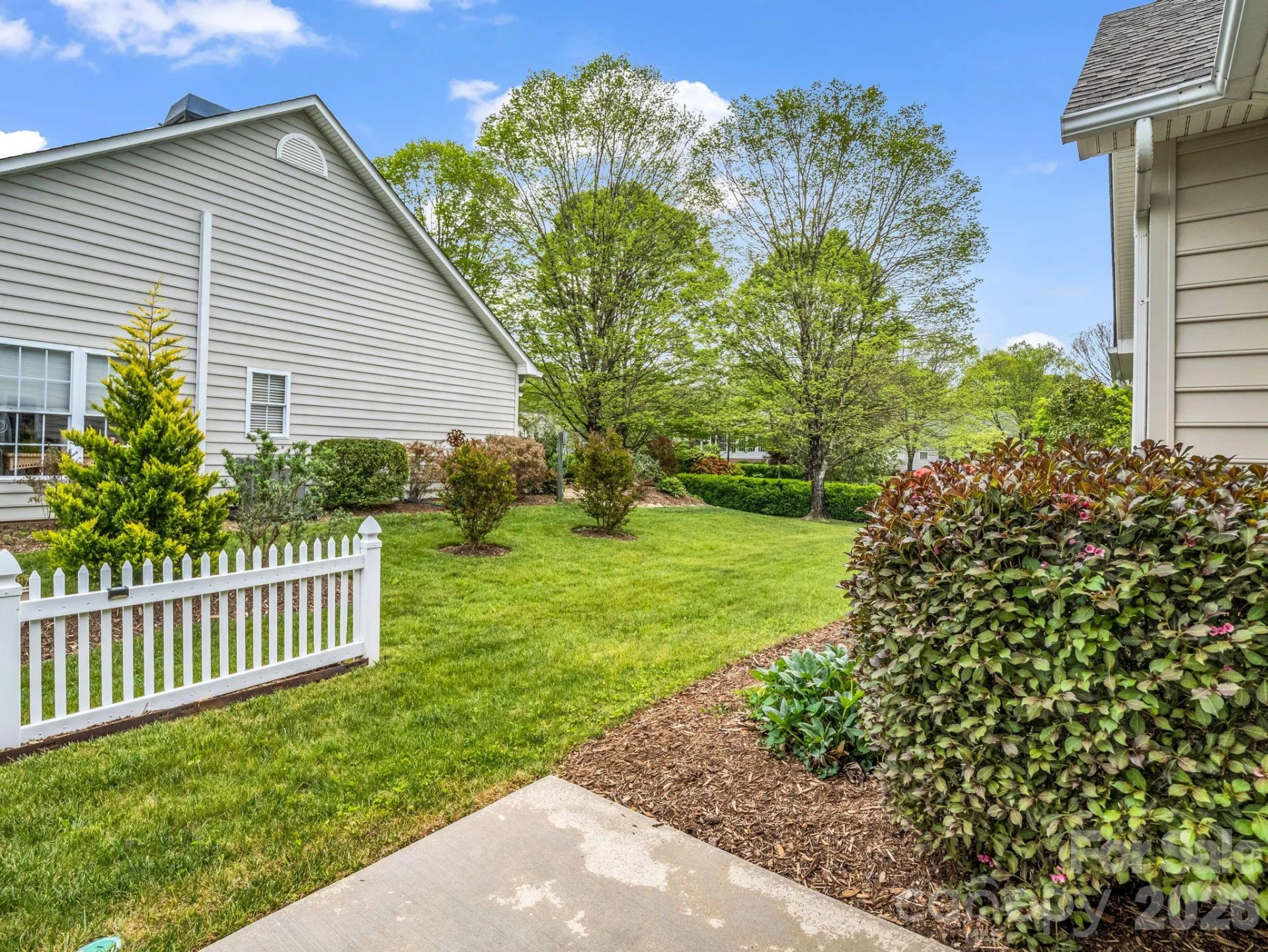 276 Cambridge Drive - Photo 33