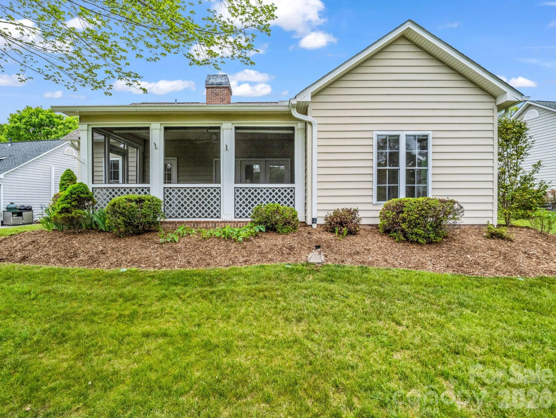 276 Cambridge Drive - Photo 8