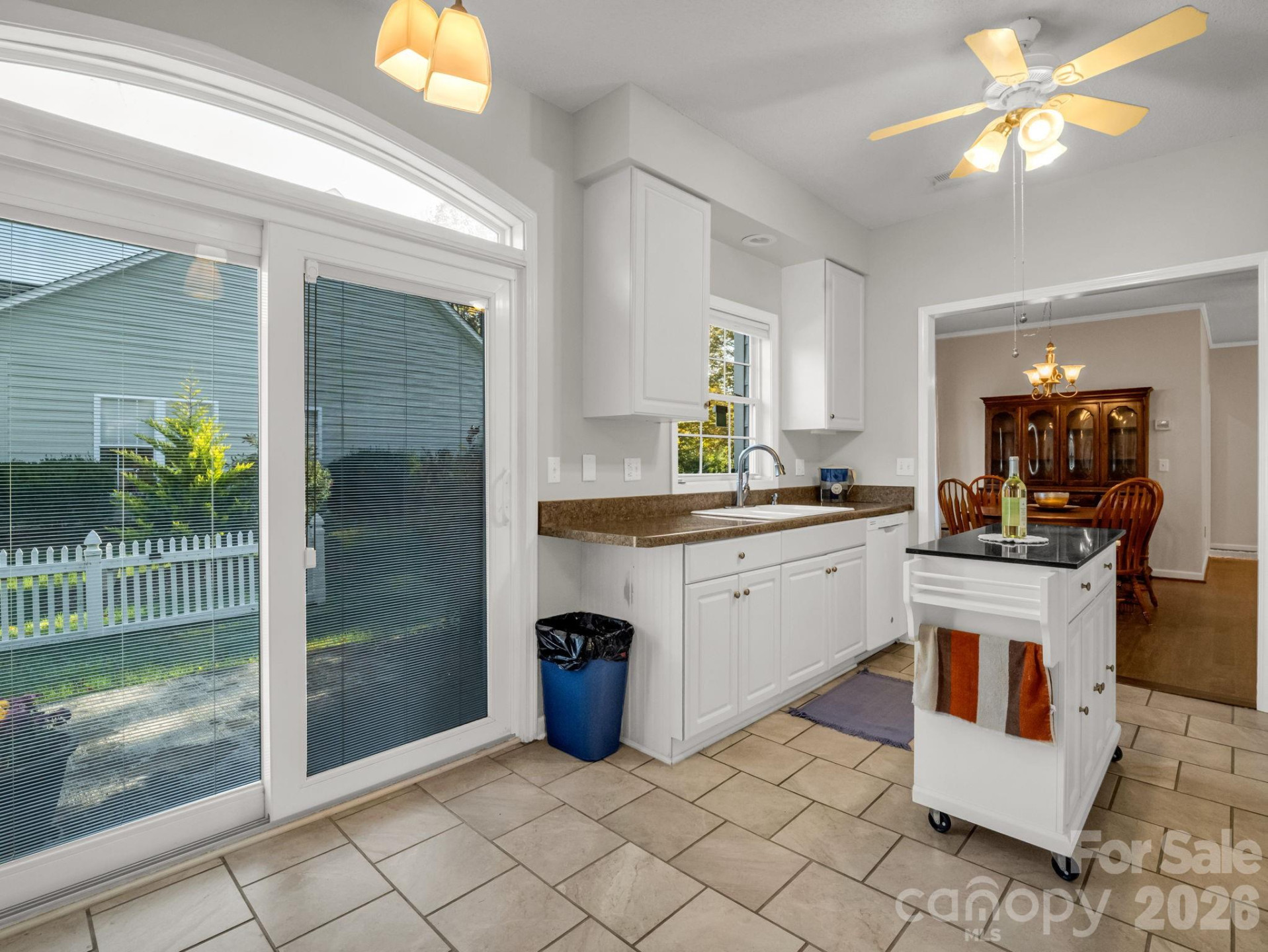 276 Cambridge Drive - Photo 9