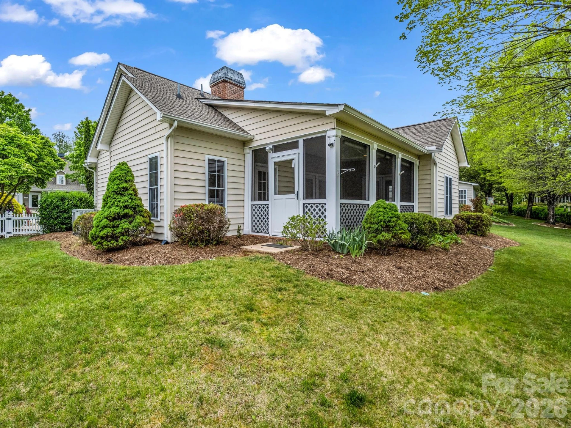 276 Cambridge Drive - Photo 9
