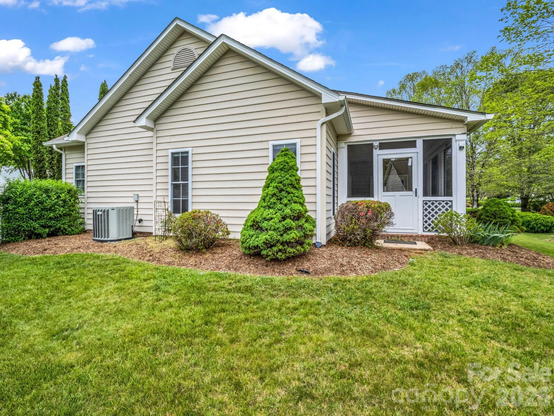276 Cambridge Drive - Photo 10