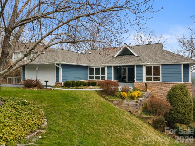 330 Dawnbrook Drive, Flat Rock, NC, 28731