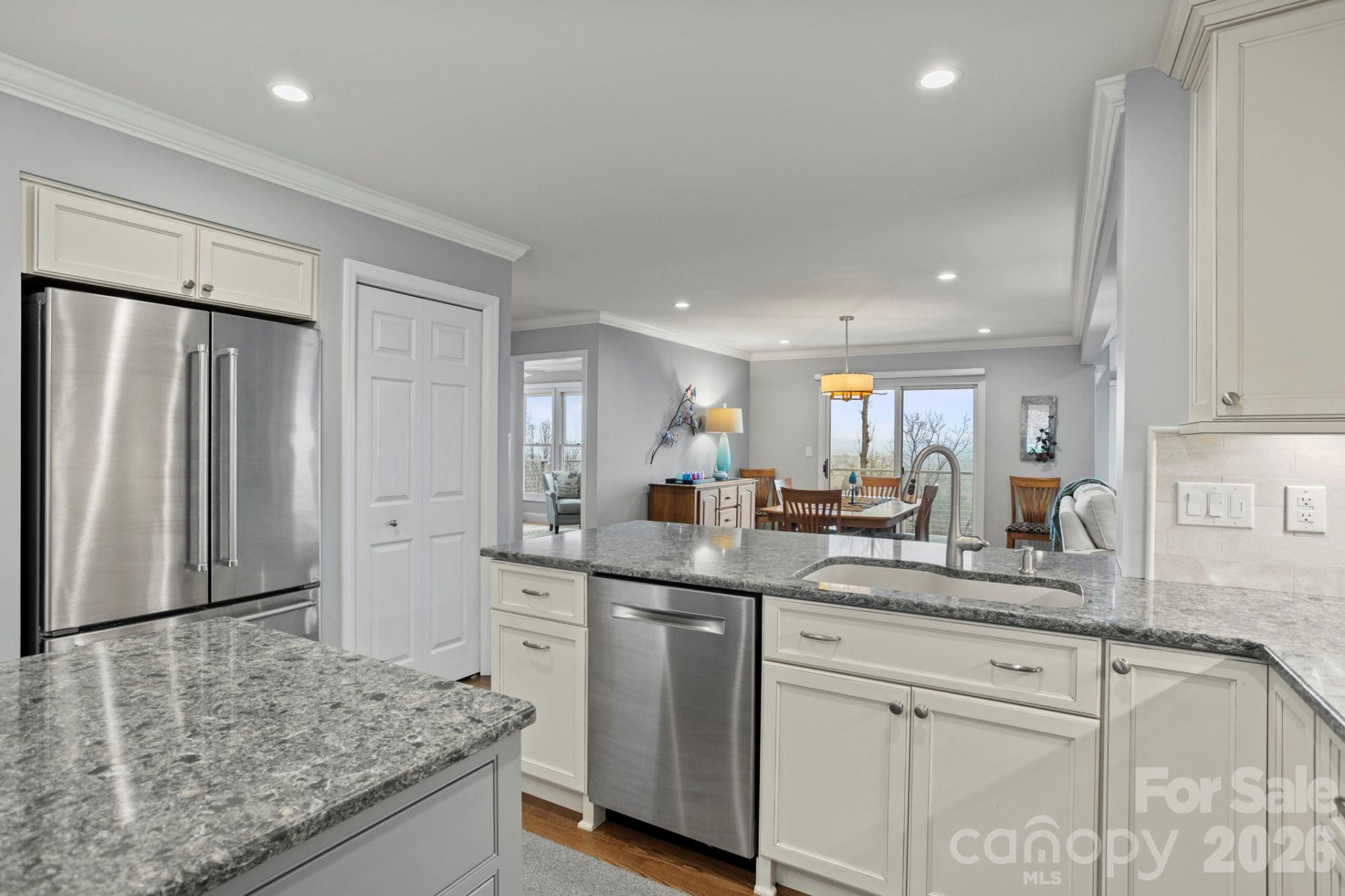 330 Dawnbrook Drive - Photo 21