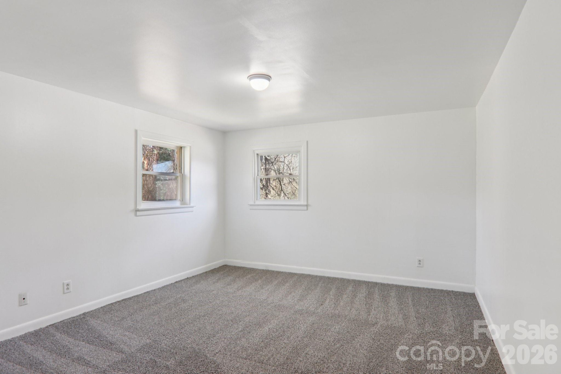 541 Paragon Parkway - Photo 15