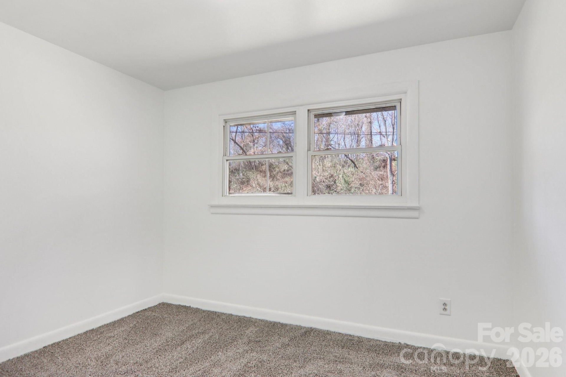 541 Paragon Parkway - Photo 18