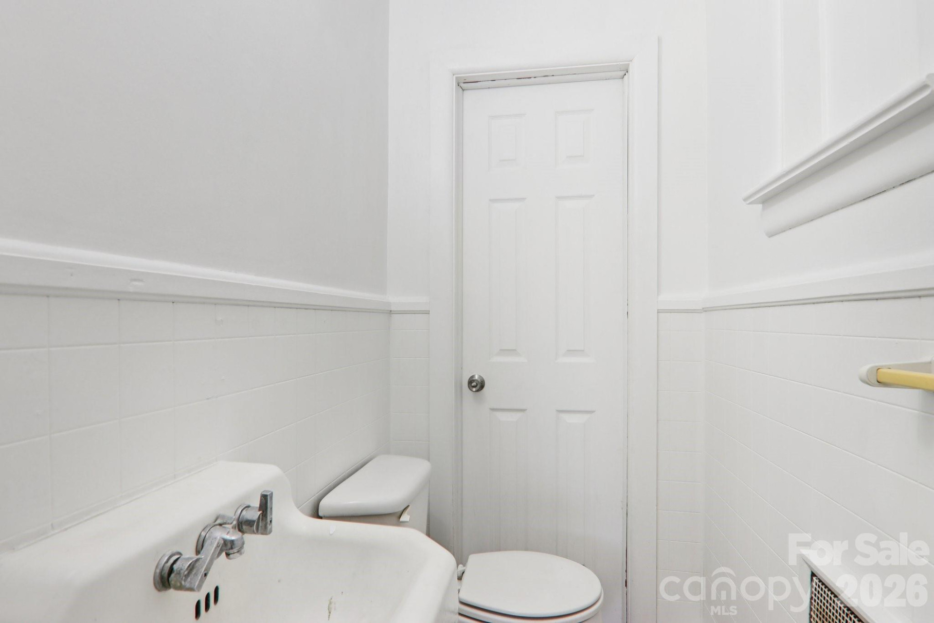 541 Paragon Parkway - Photo 20