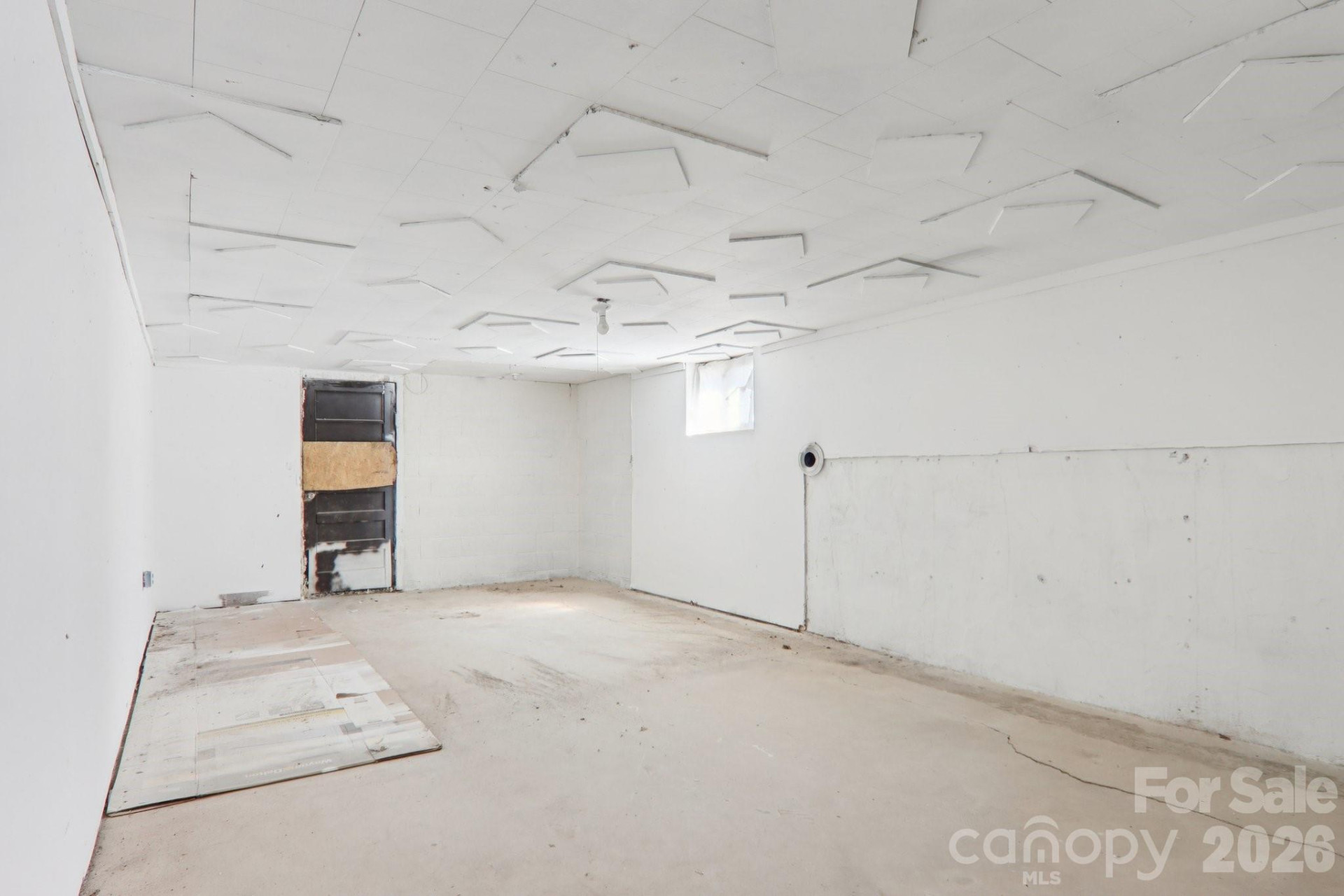 541 Paragon Parkway - Photo 23