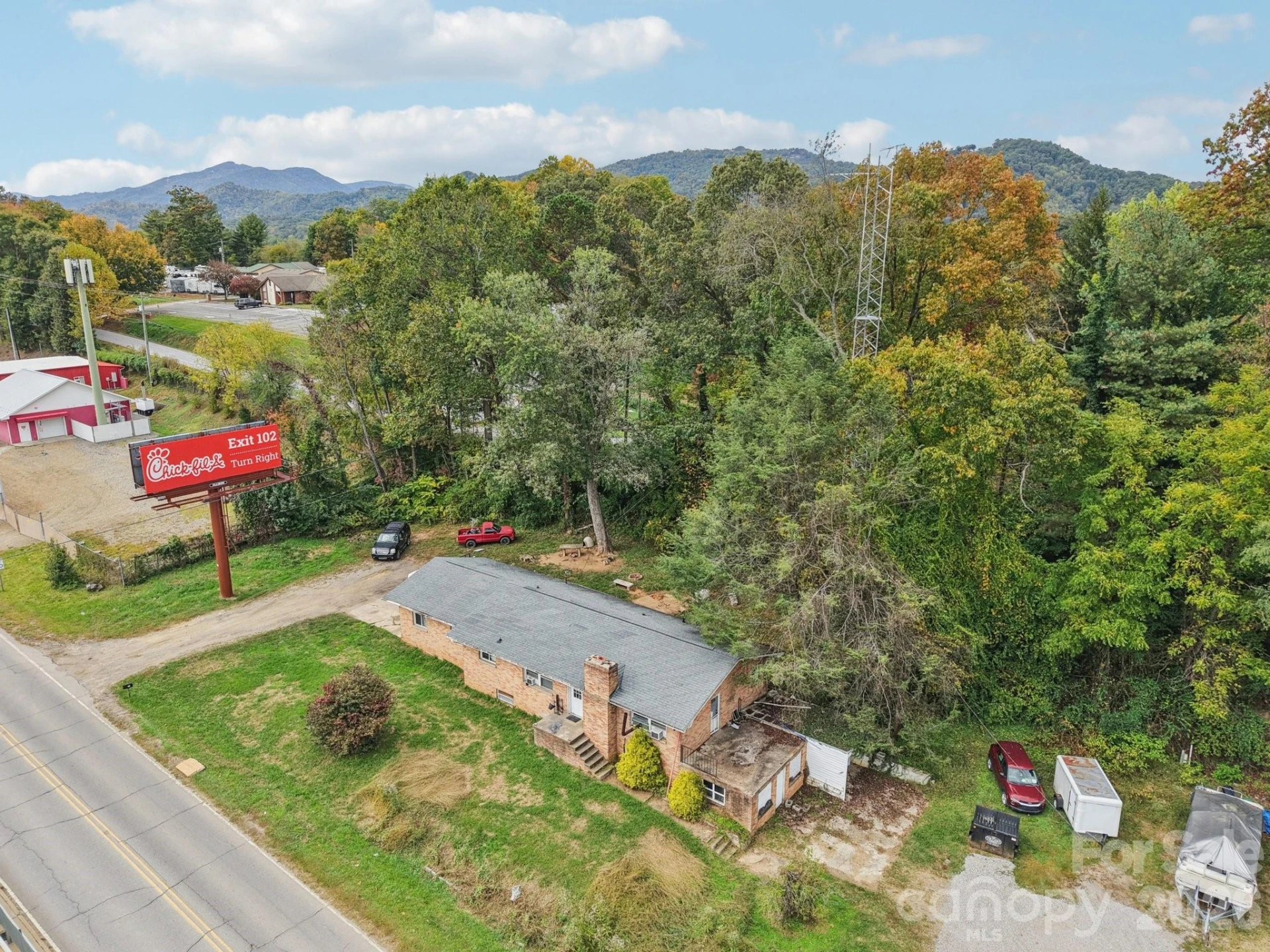 541 Paragon Parkway - Photo 32