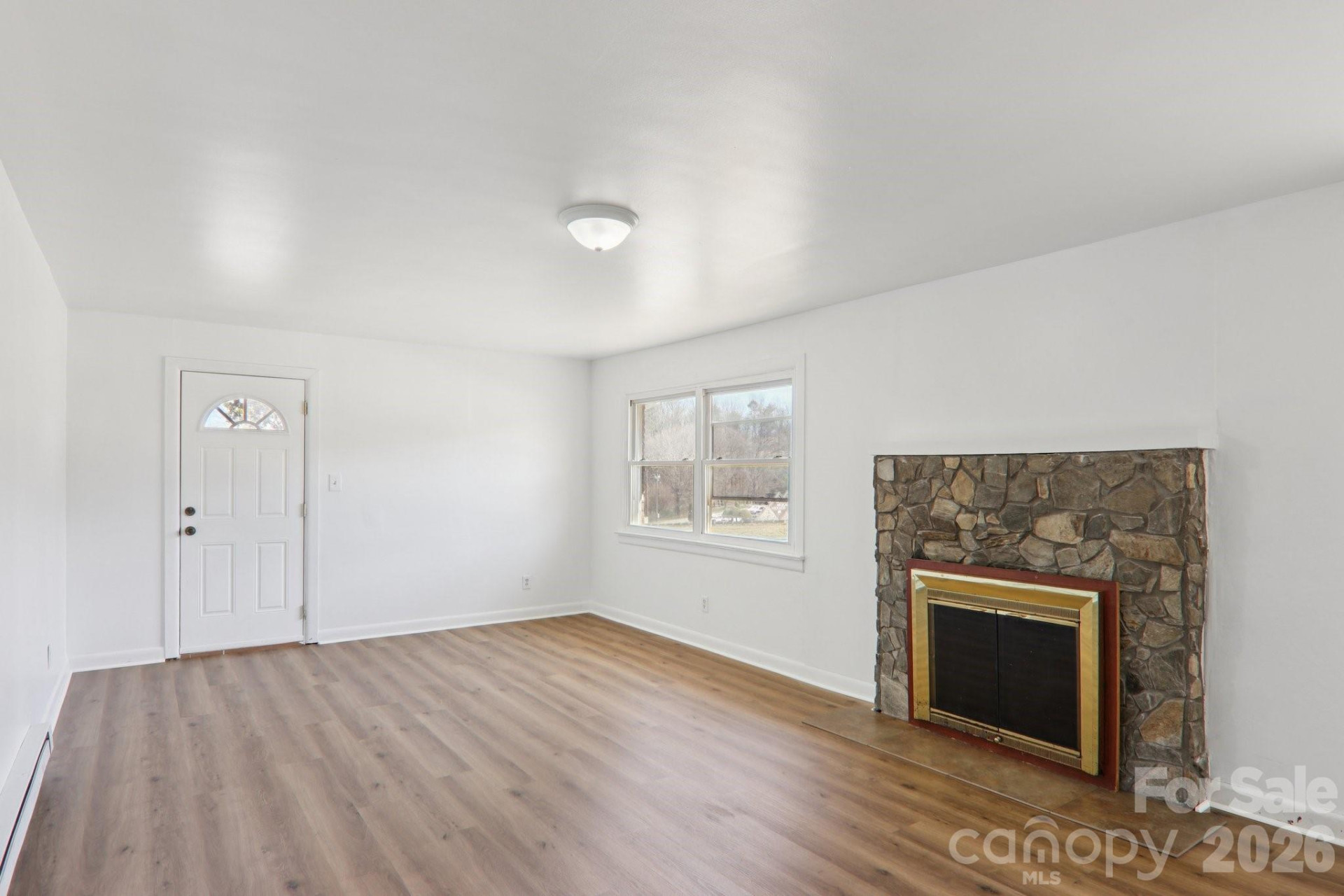 541 Paragon Parkway - Photo 5