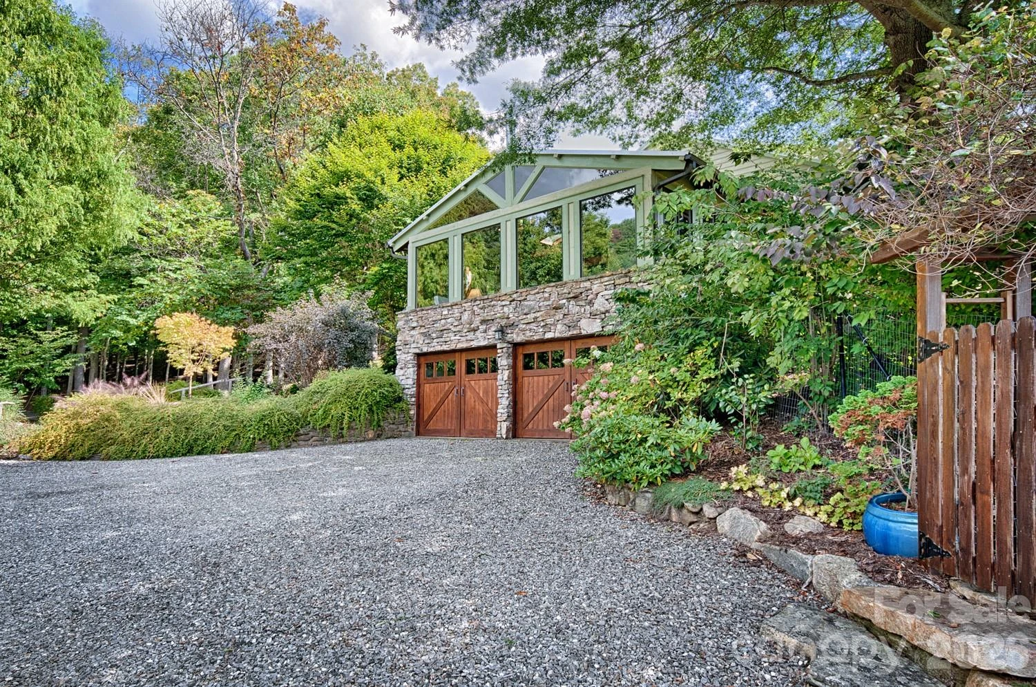 281 Jones Cove Road - Photo 3