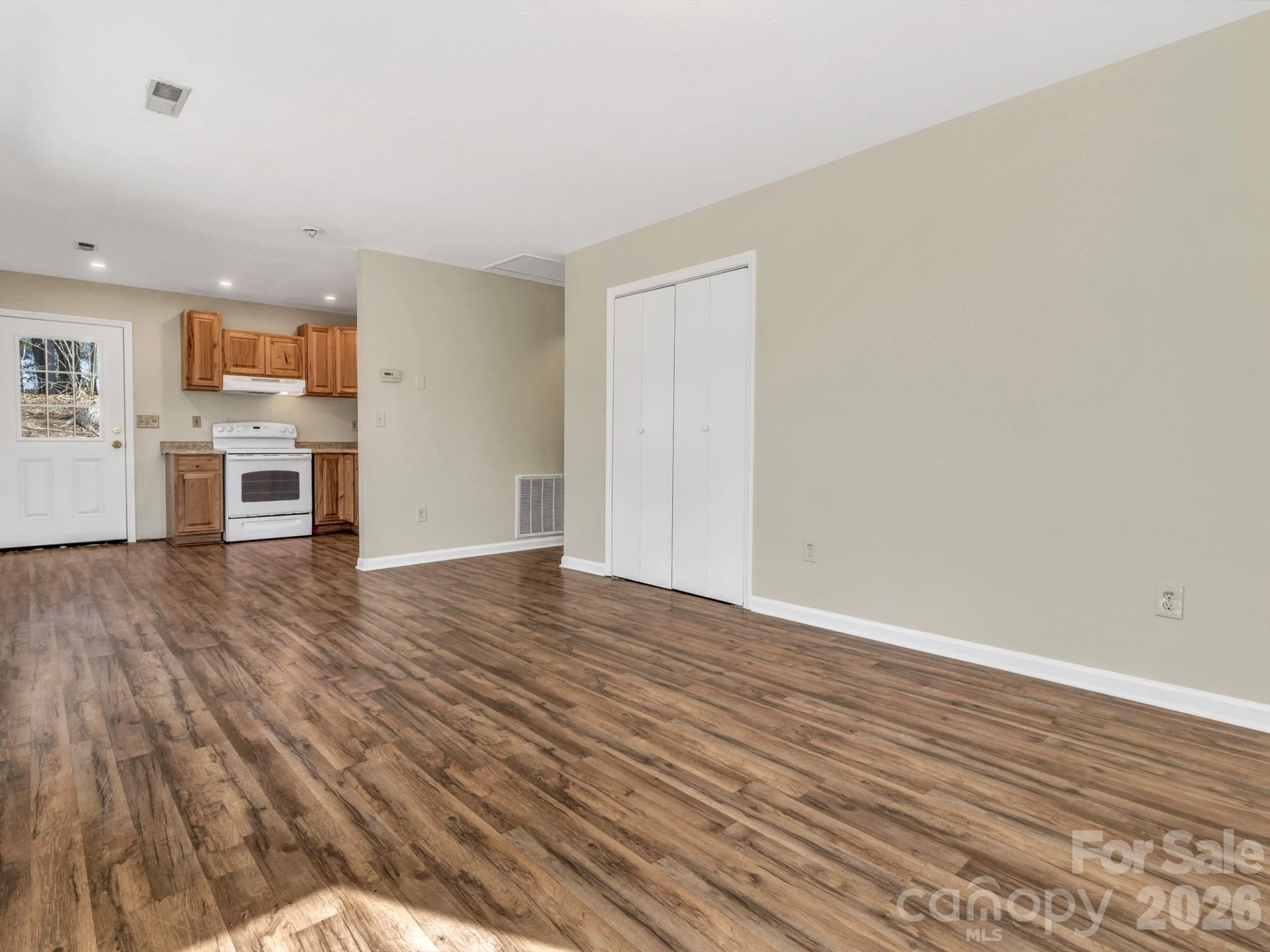 114 Elden Street - Photo 9