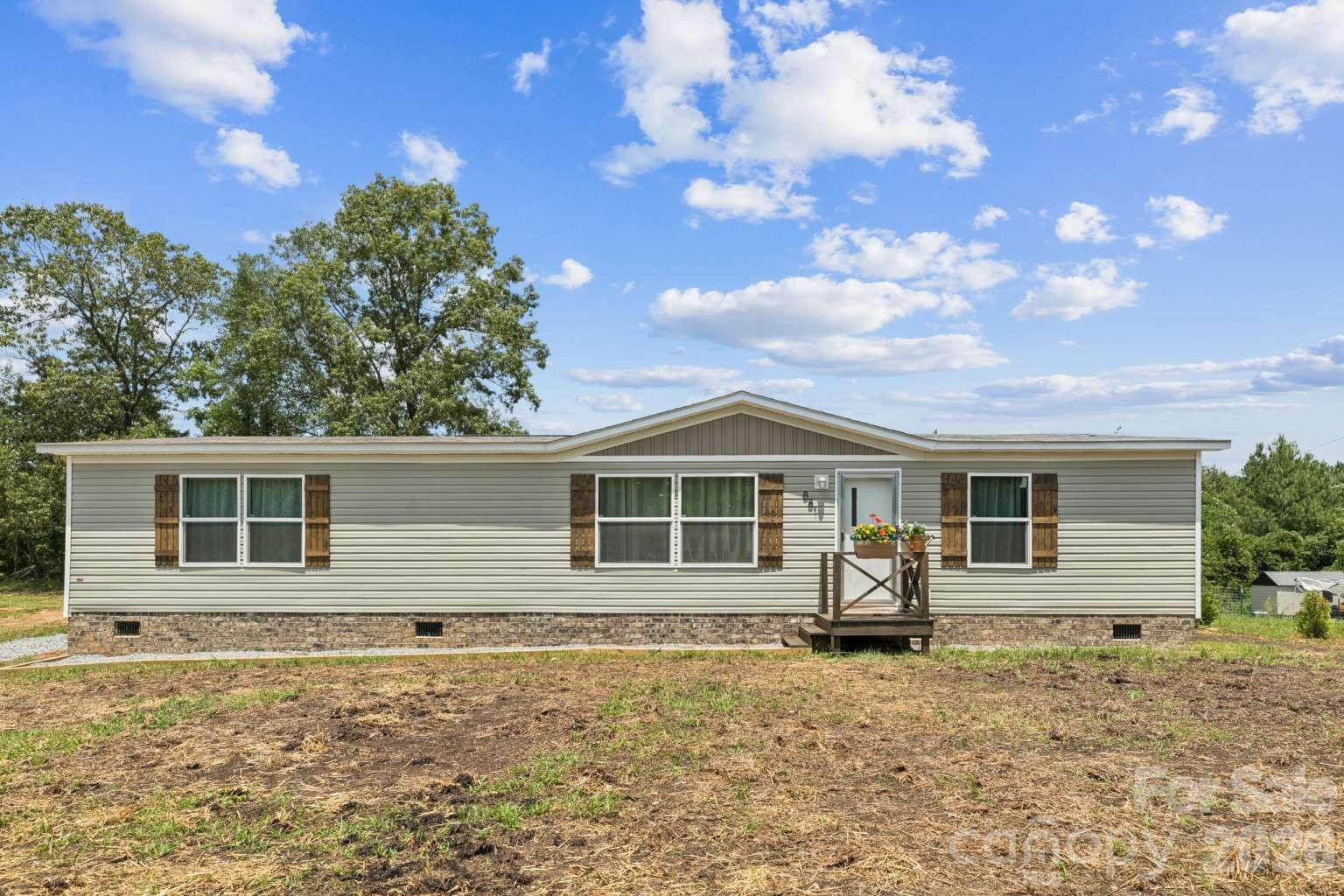 881 Hines Road