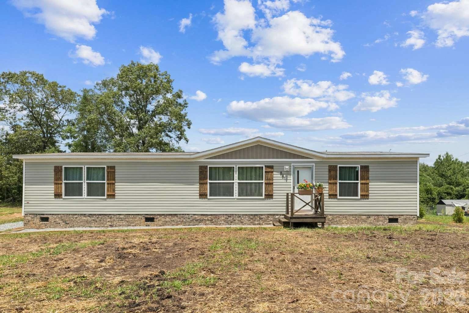881 Hines Road