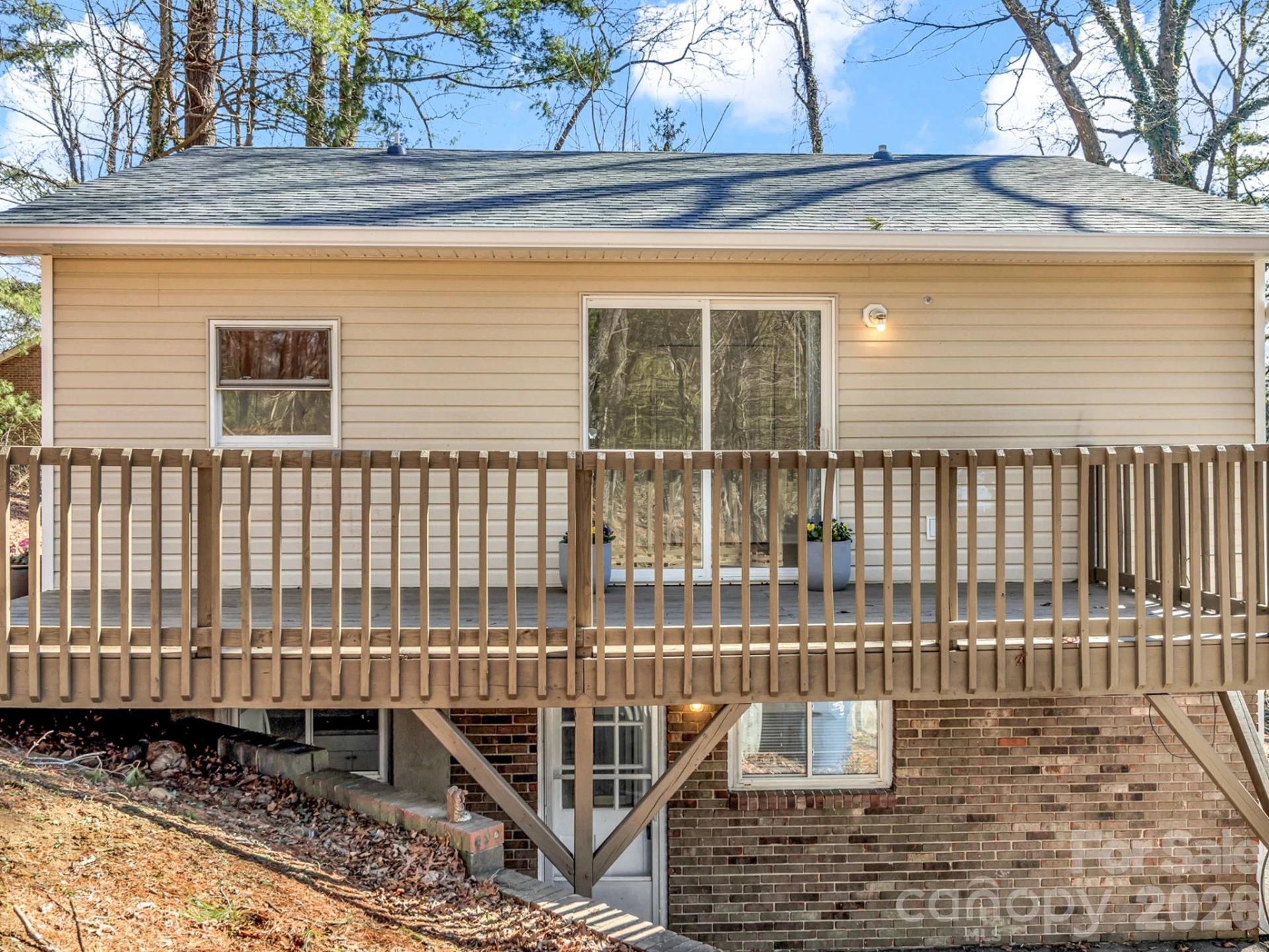 114 Elden Street - Photo 5