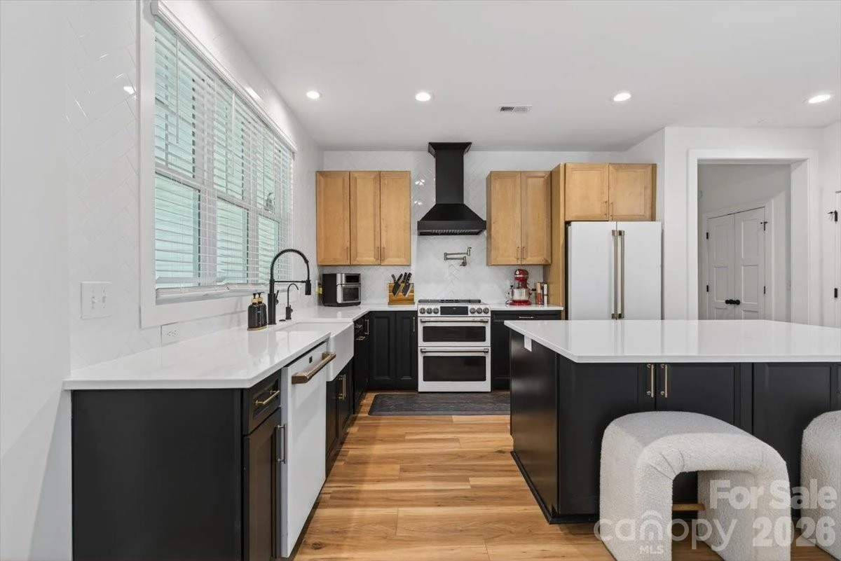 10920 Leyton Place - Photo 10