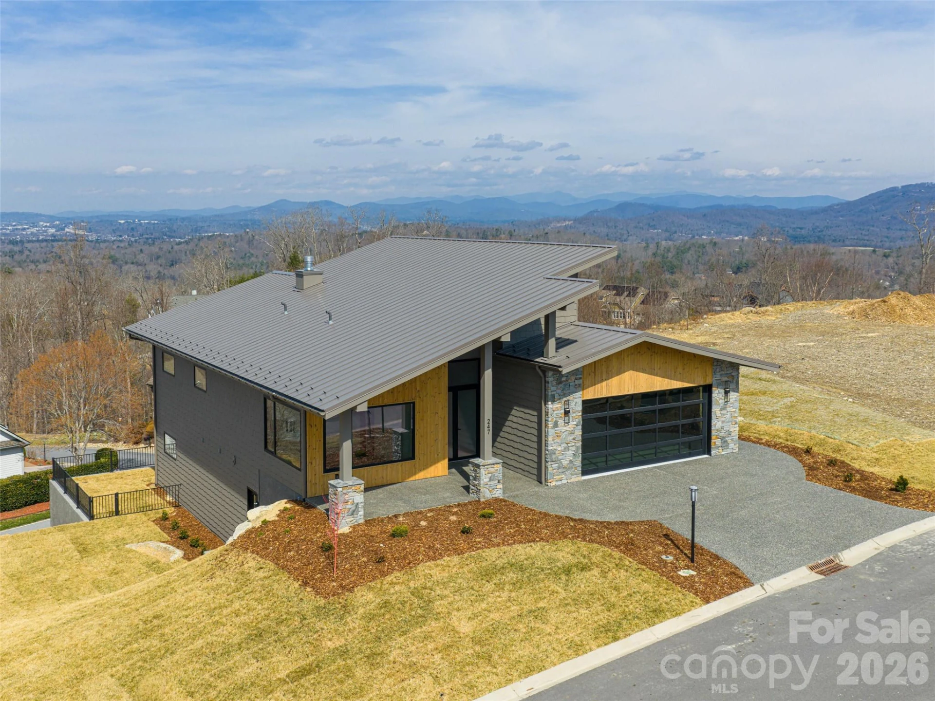 247 Coachman Drive - Photo 7