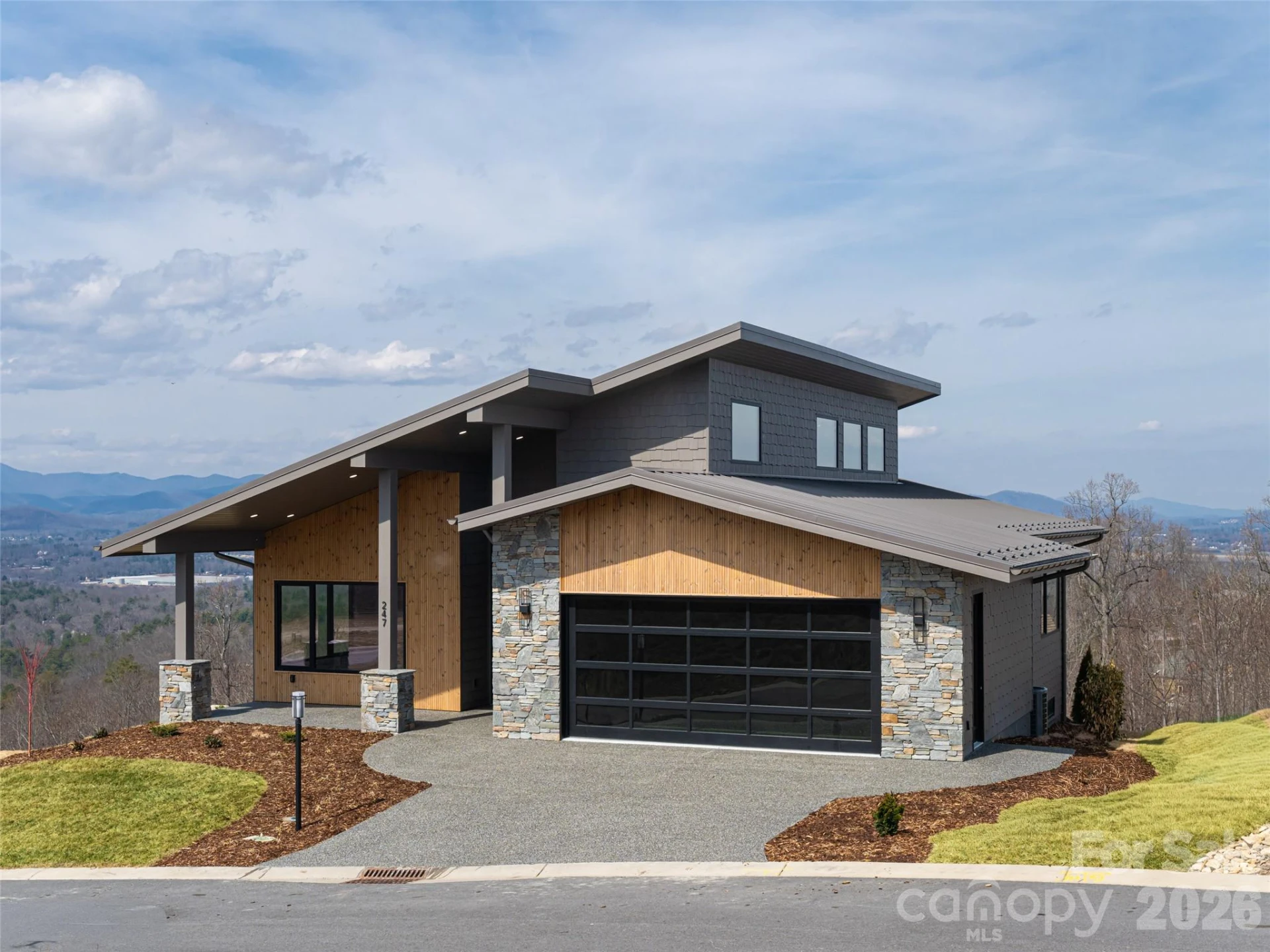 247 Coachman Drive - Photo 8