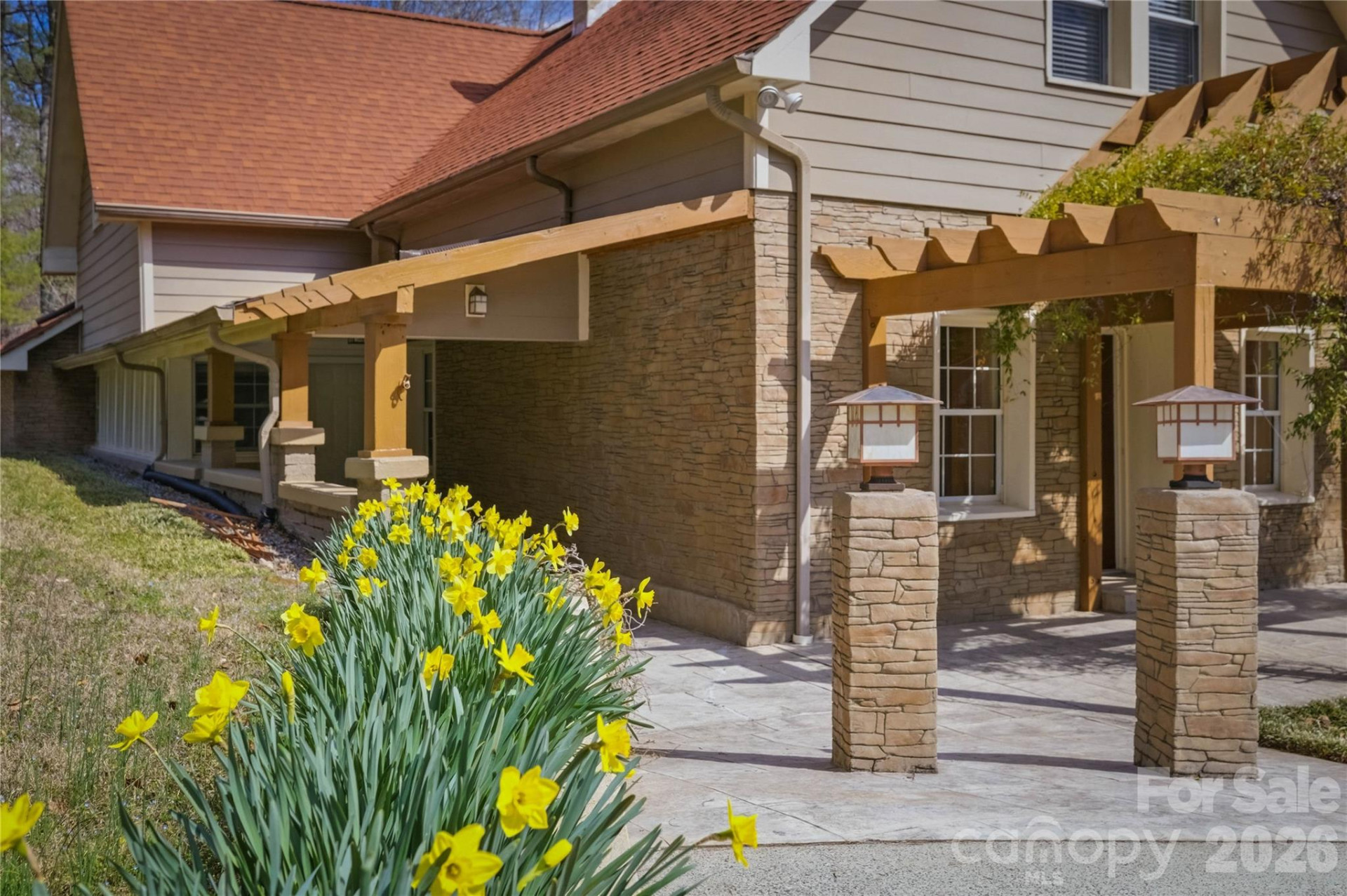 917 Zeline Avenue - Photo 3
