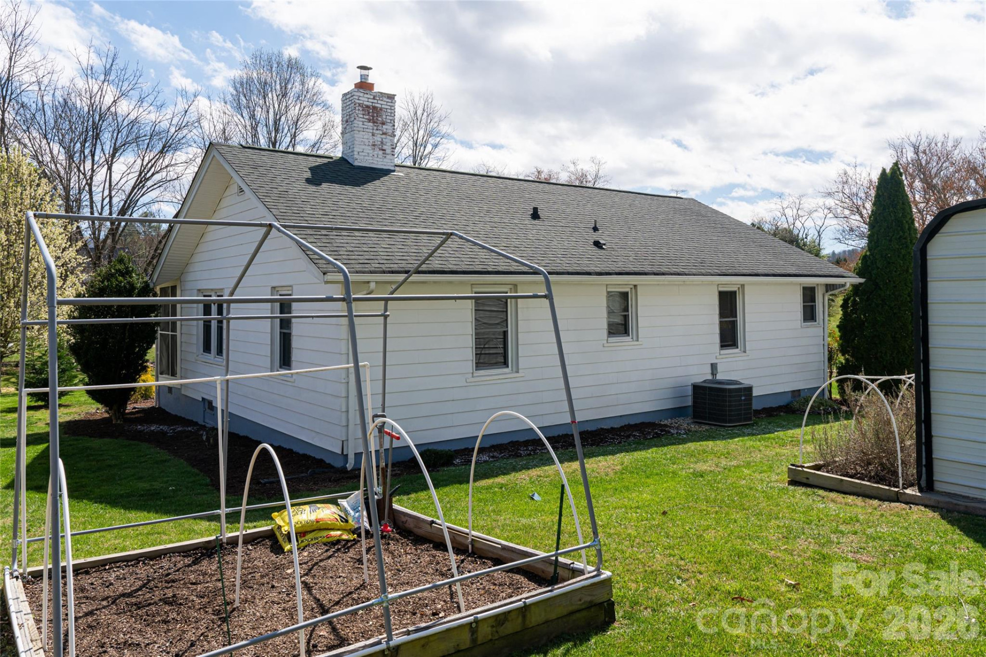 994 Riceville Road - Photo 5