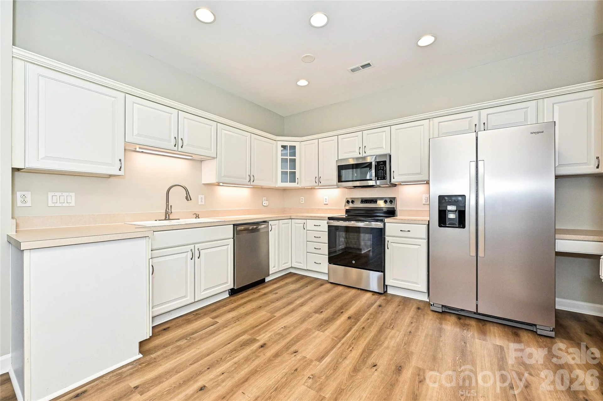 8348 Highland Glen Drive - Photo 8