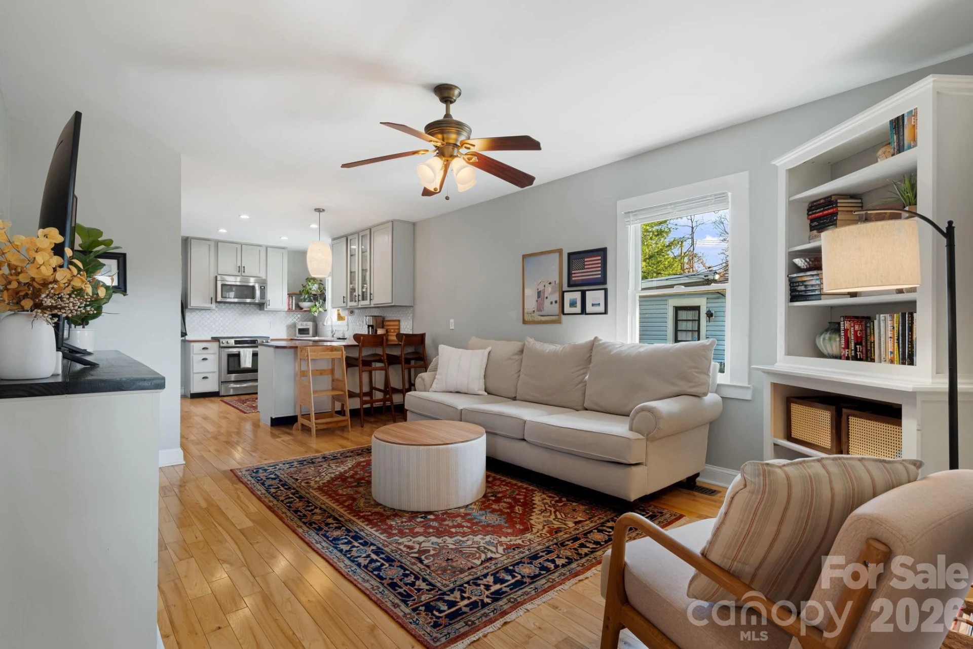 1207 Willow Road - Photo 5