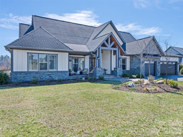 717 Daniel Circle Drive, Mills River, NC, 28759