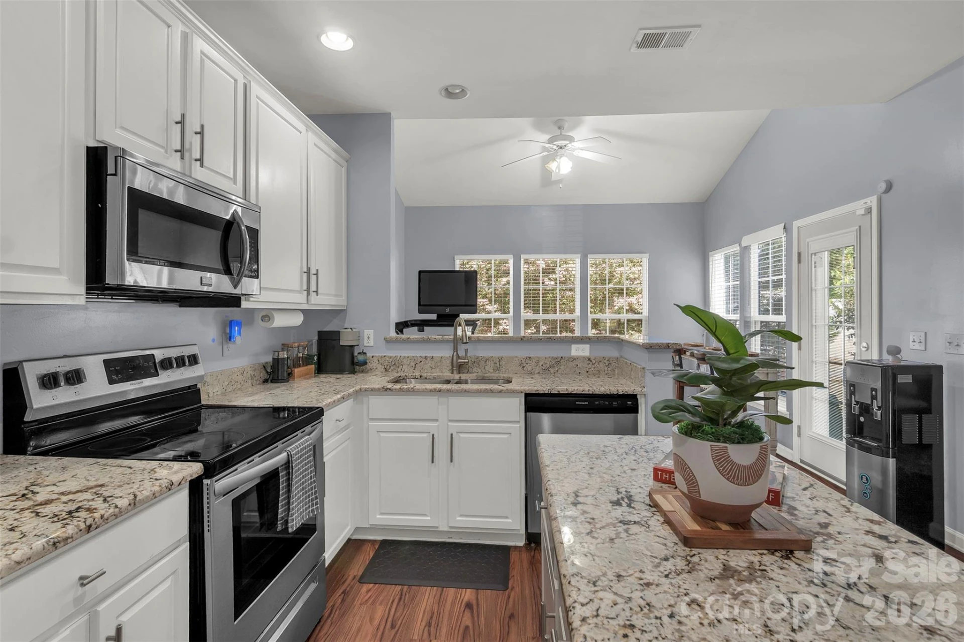 1802 Robinwood Village Drive - Photo 10