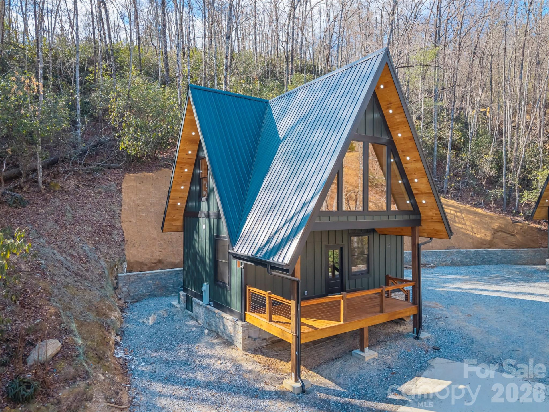 80-81 Villa Lane - Photo 2