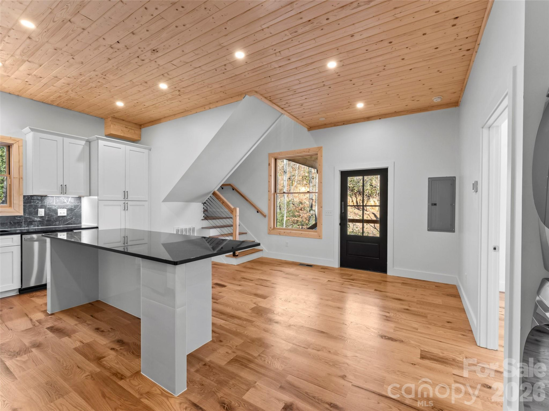 80-81 Villa Lane - Photo 15