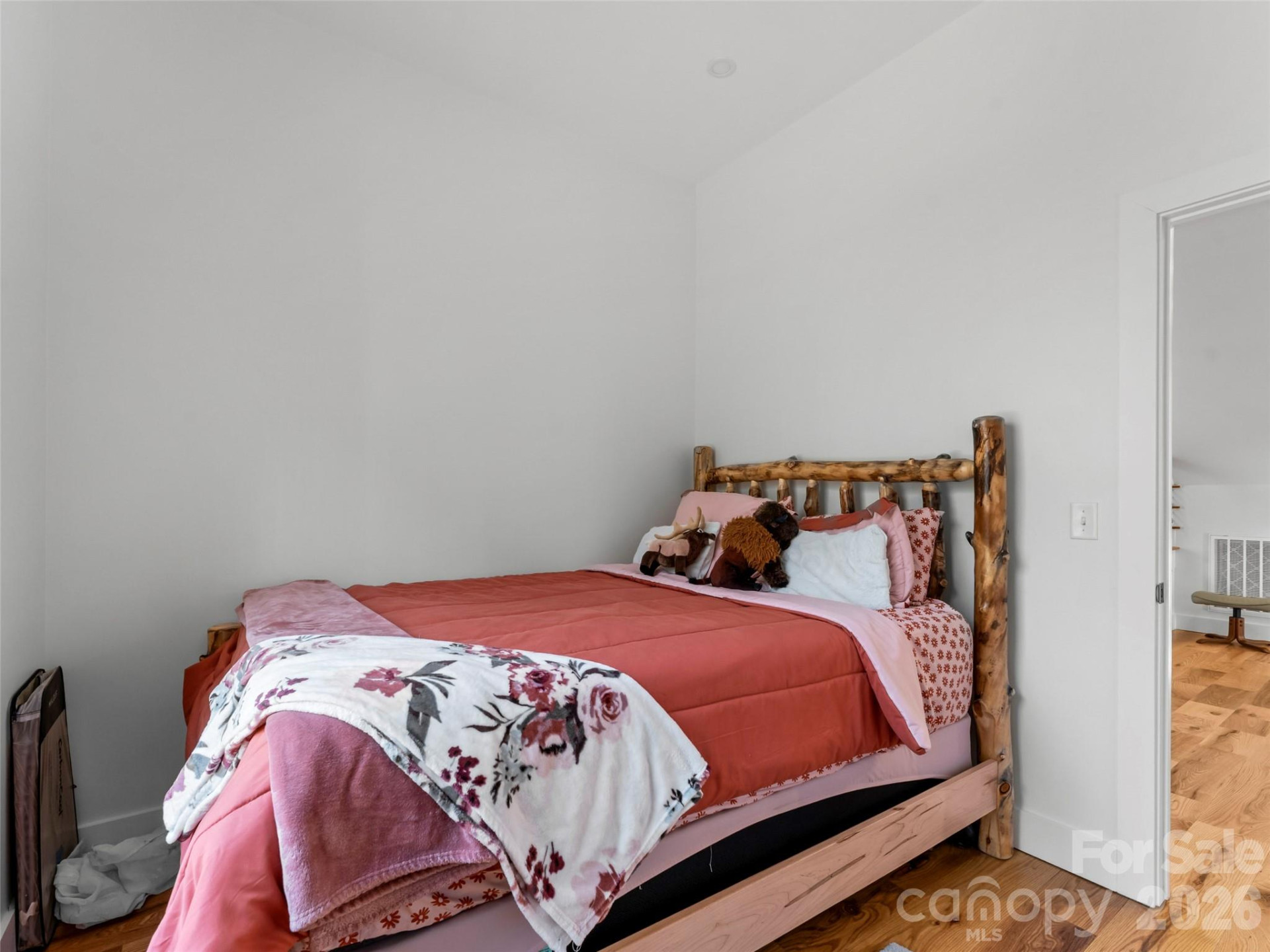 80-81 Villa Lane - Photo 39