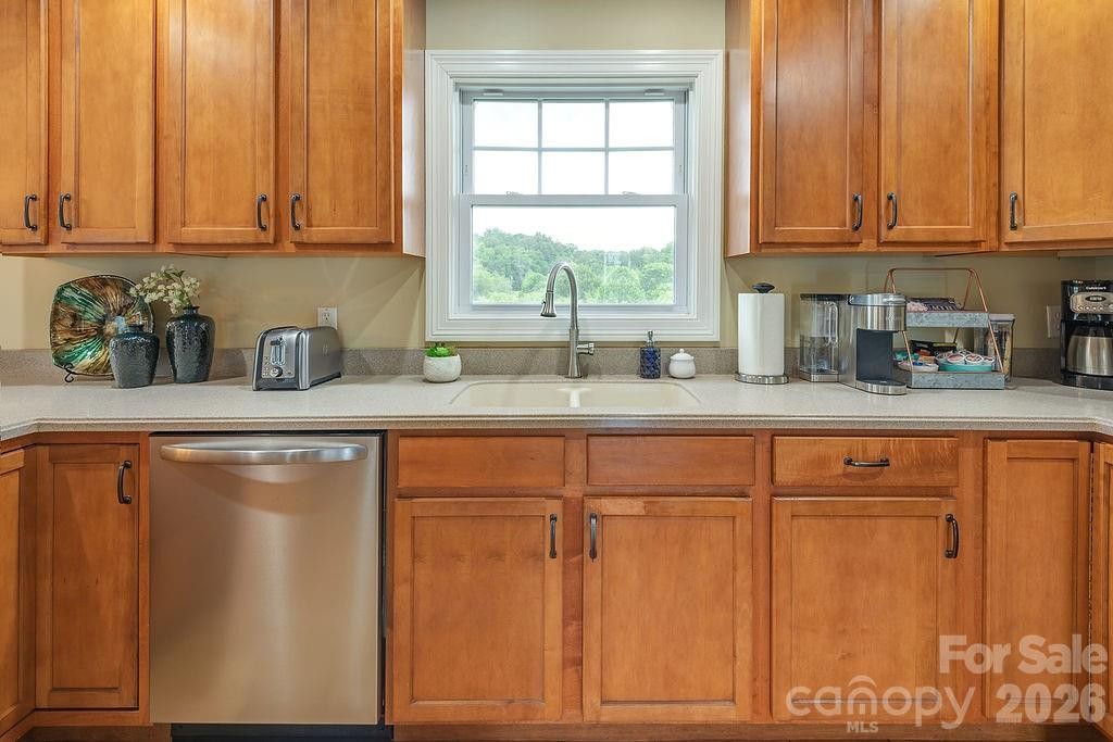 216 Reilly Drive - Photo 6