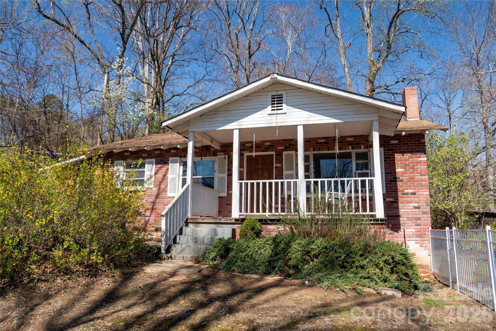 525 Mills Street - Photo 3