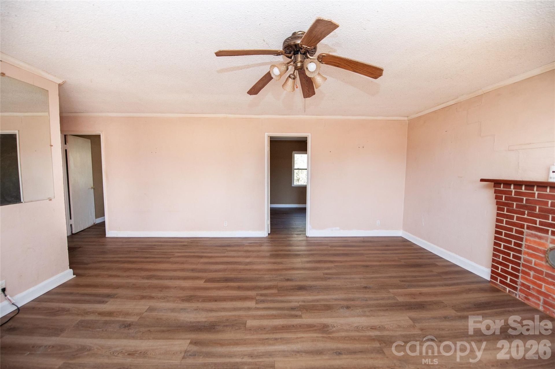 525 Mills Street - Photo 7