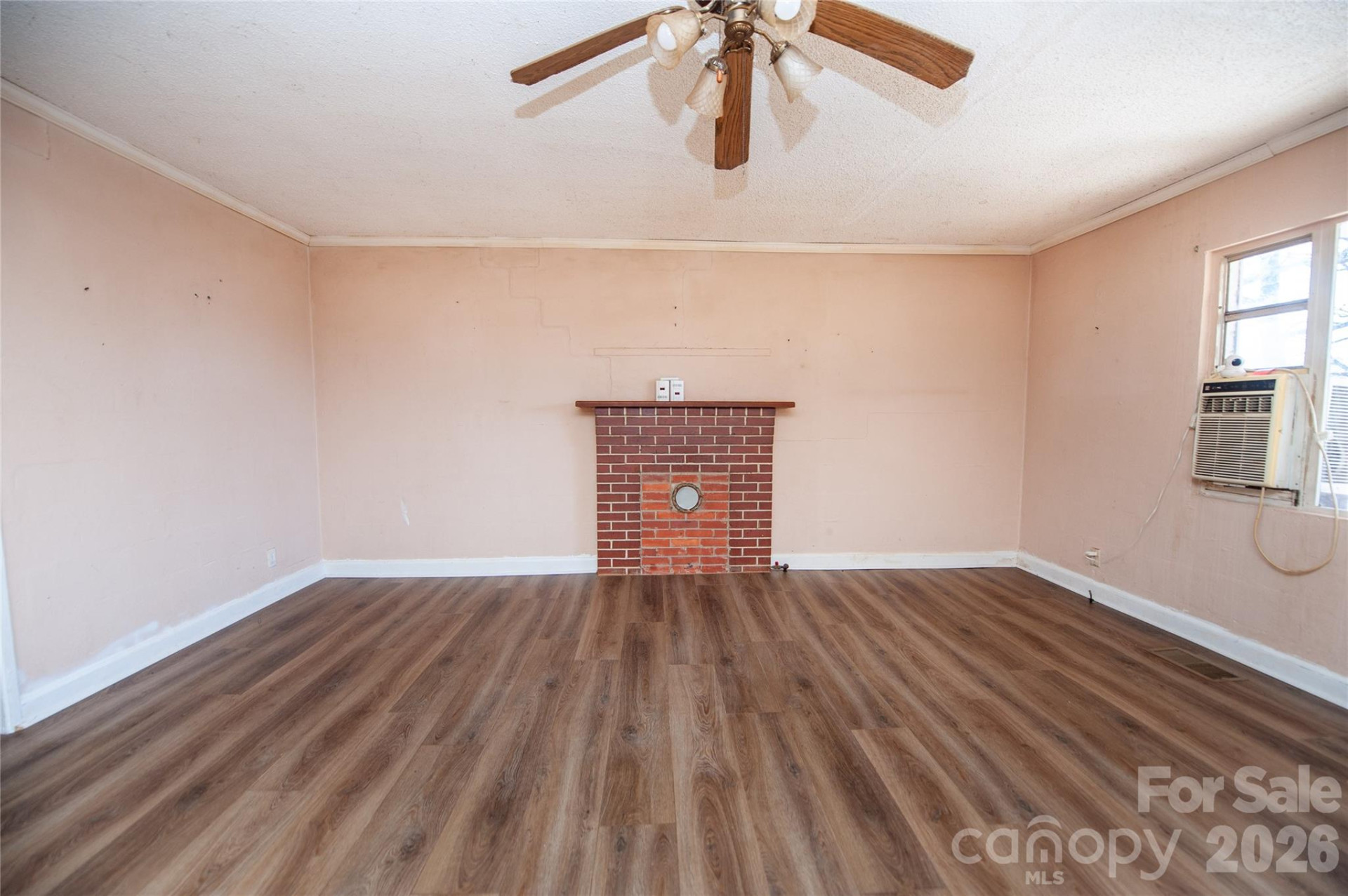 525 Mills Street - Photo 8