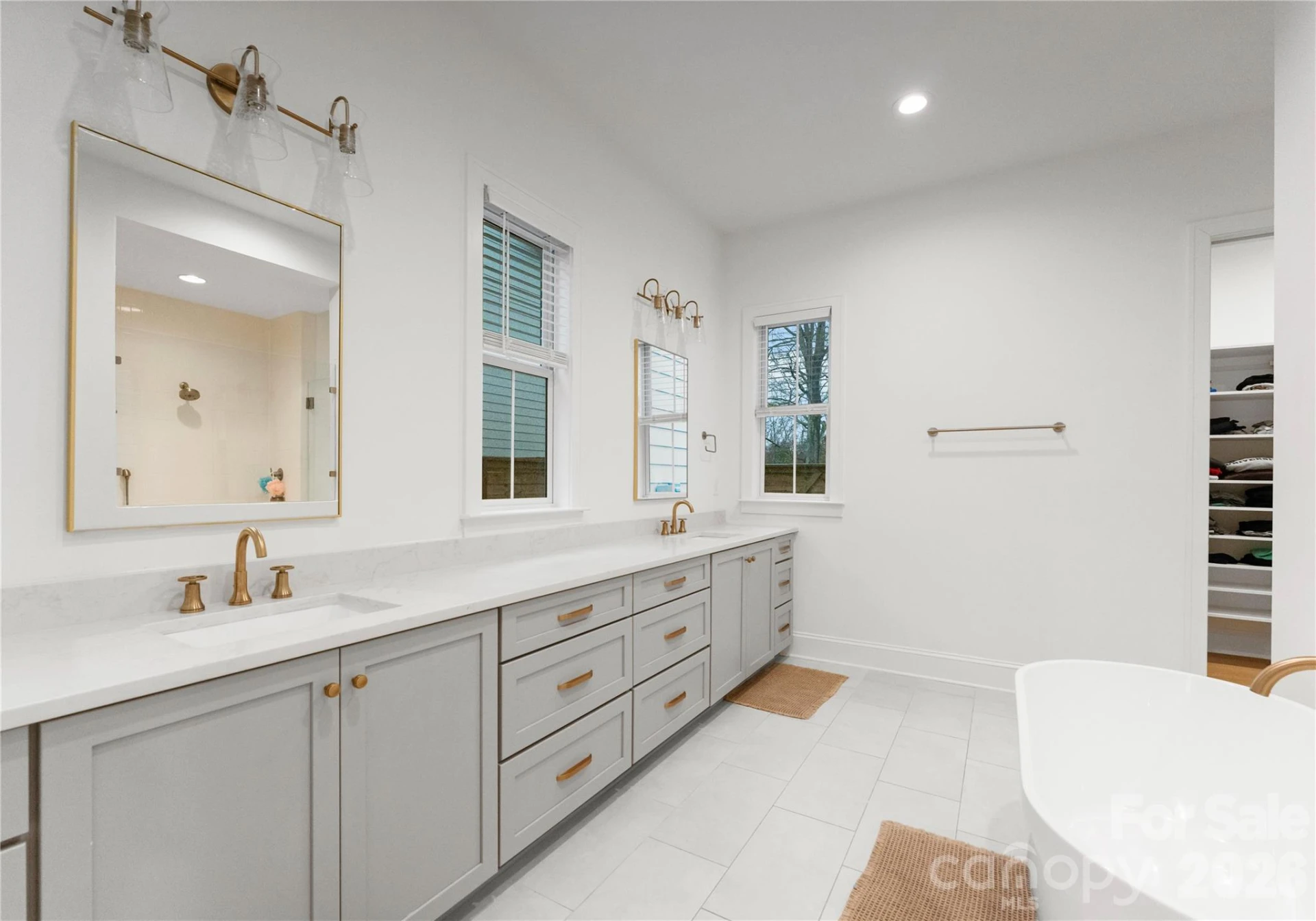 1527 St George Street - Photo 17