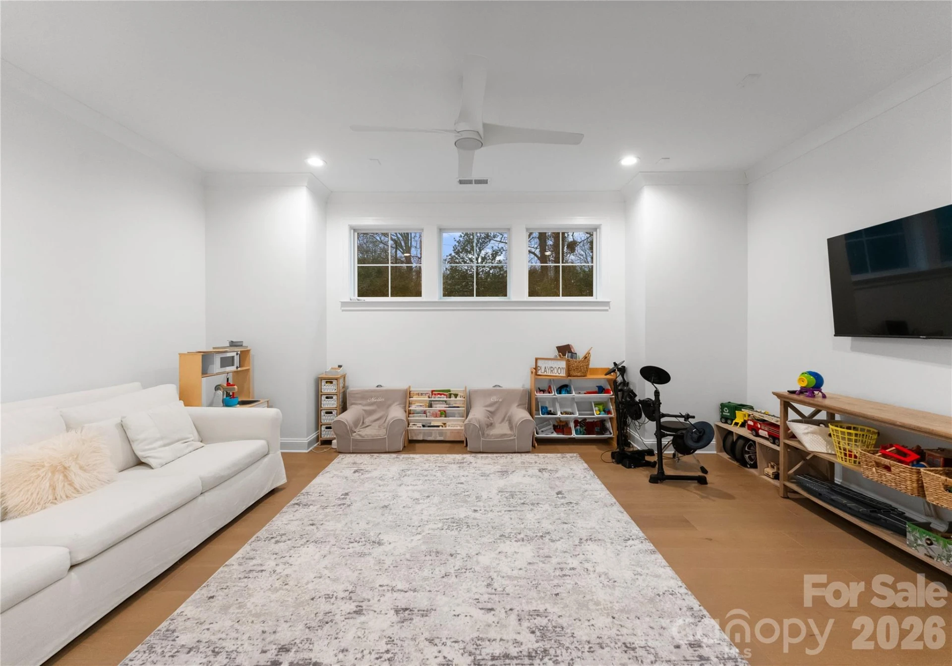 1527 St George Street - Photo 35