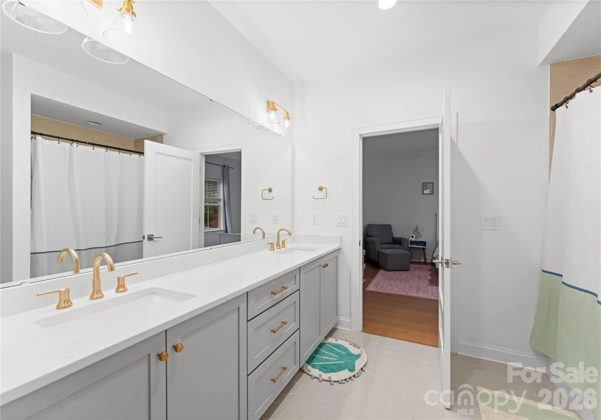 1527 St George Street - Photo 40