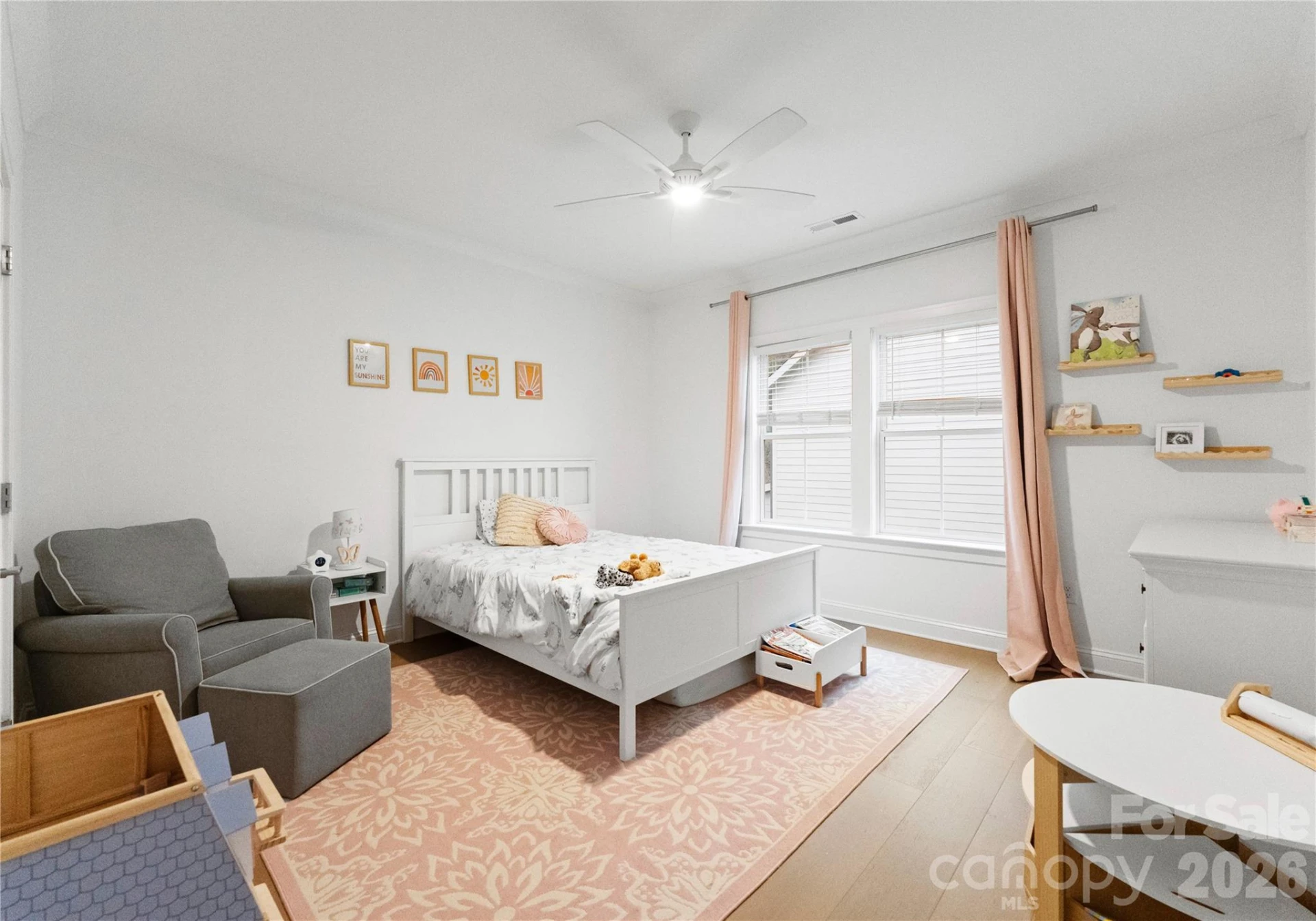 1527 St George Street - Photo 41