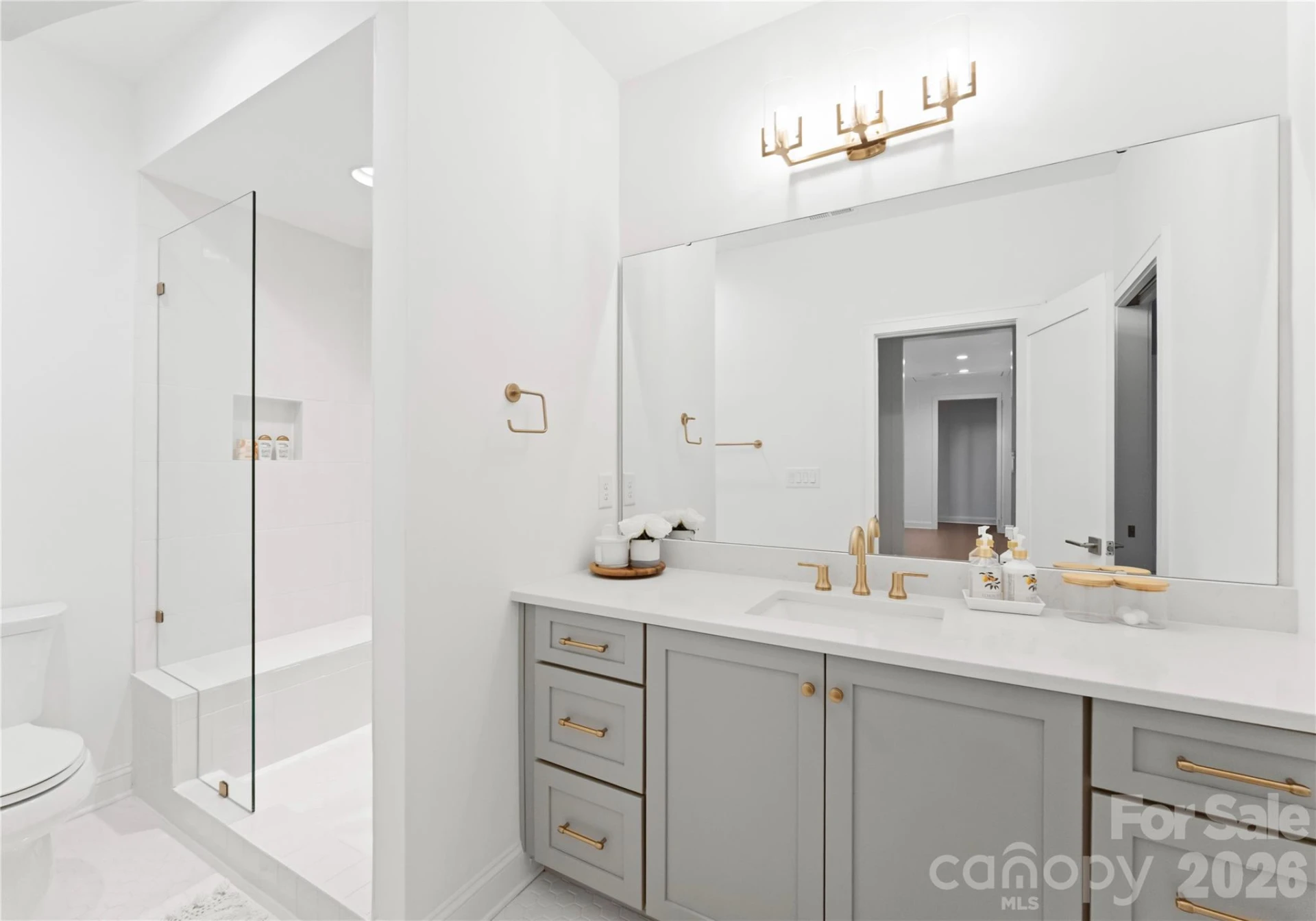 1527 St George Street - Photo 43