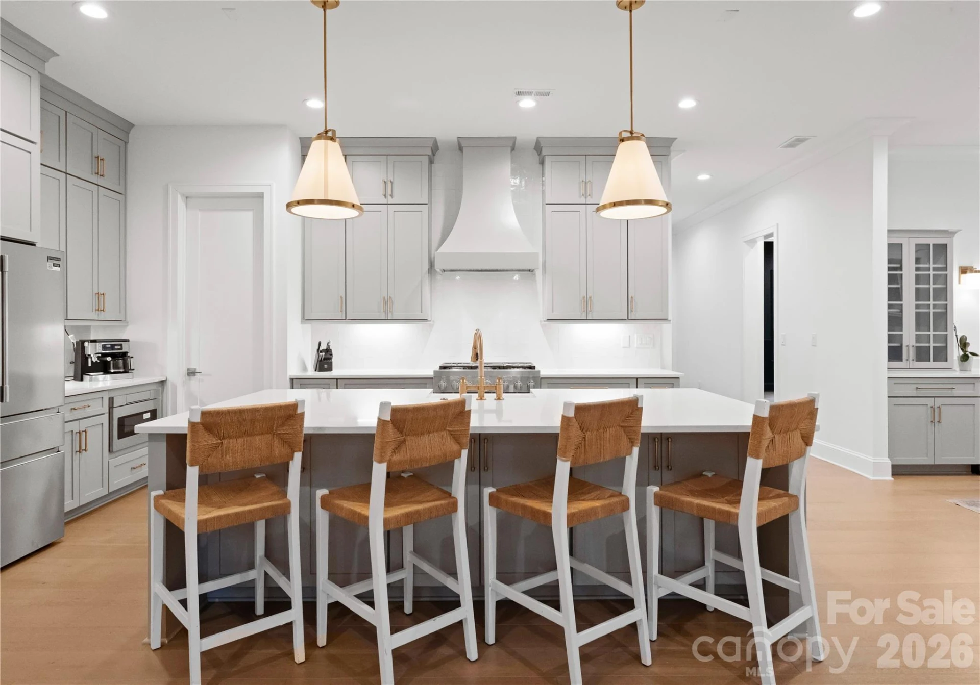 1527 St George Street - Photo 6